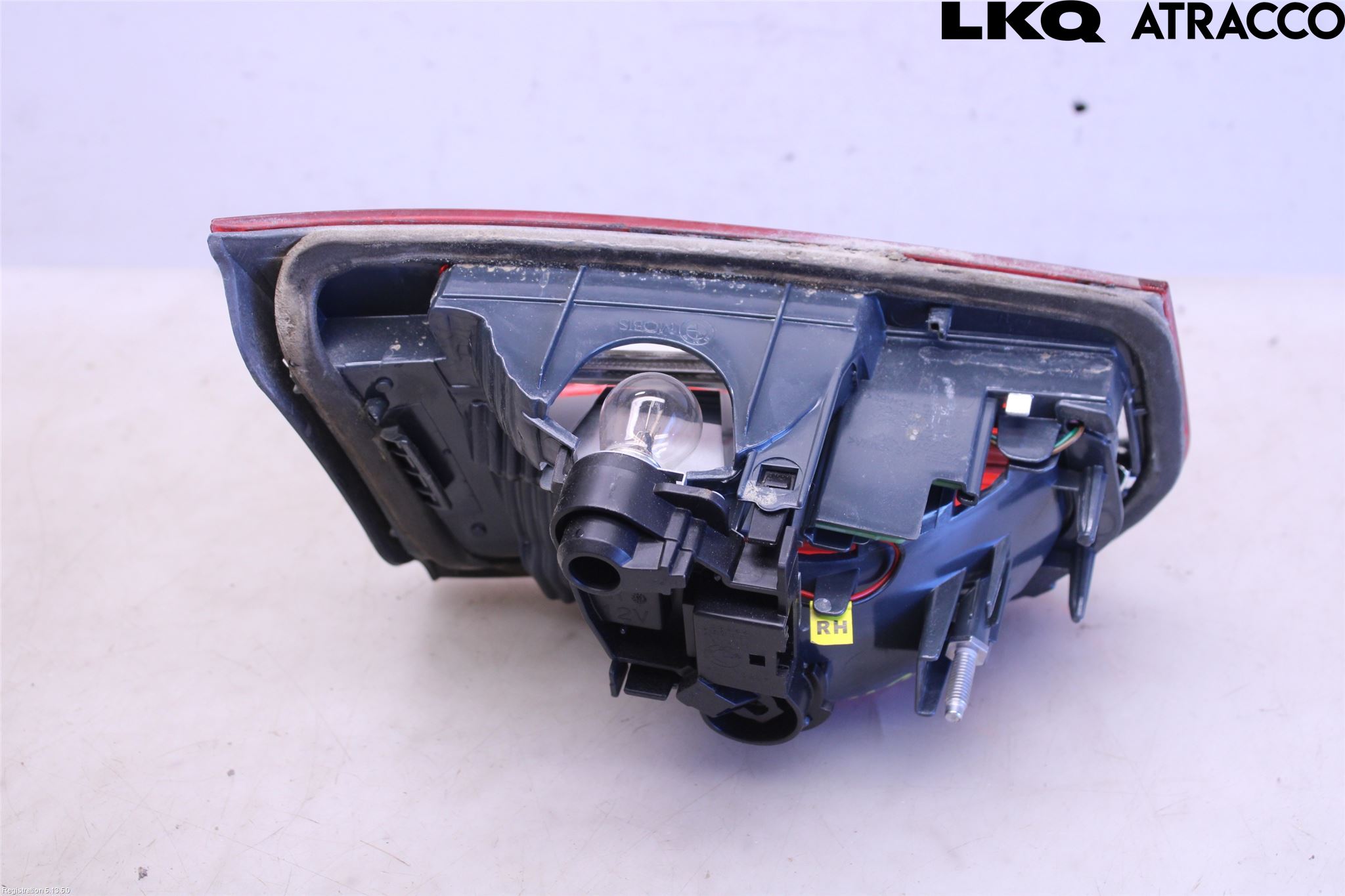BMW 3 F30/F31/F80 12-19 Bakljus Lucka Hö