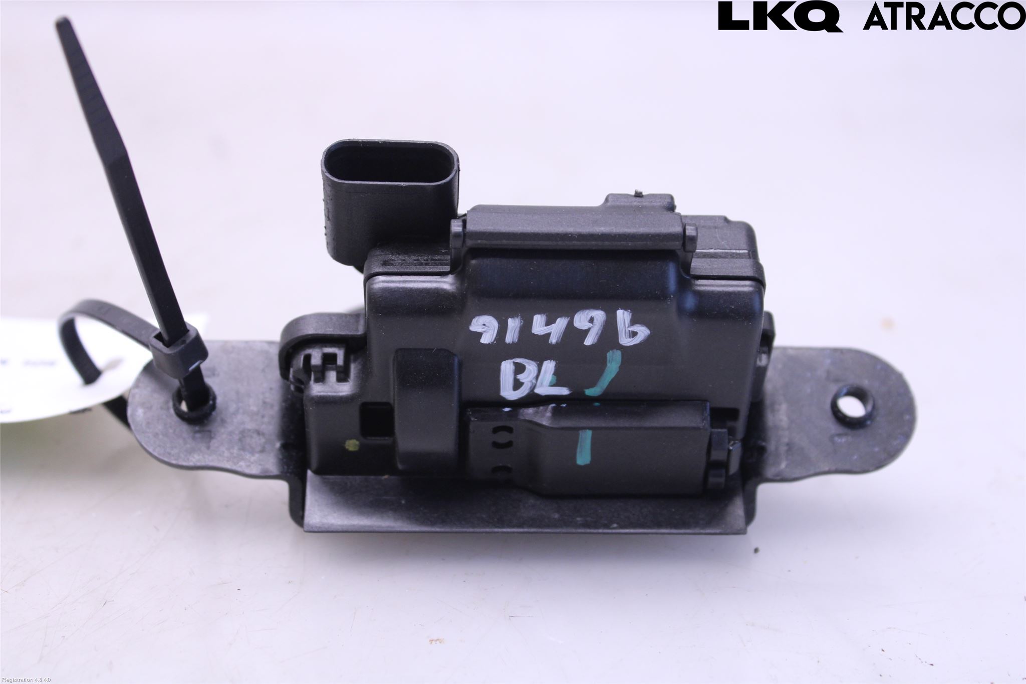 Fiat 500X 15- Låskista Baklucka