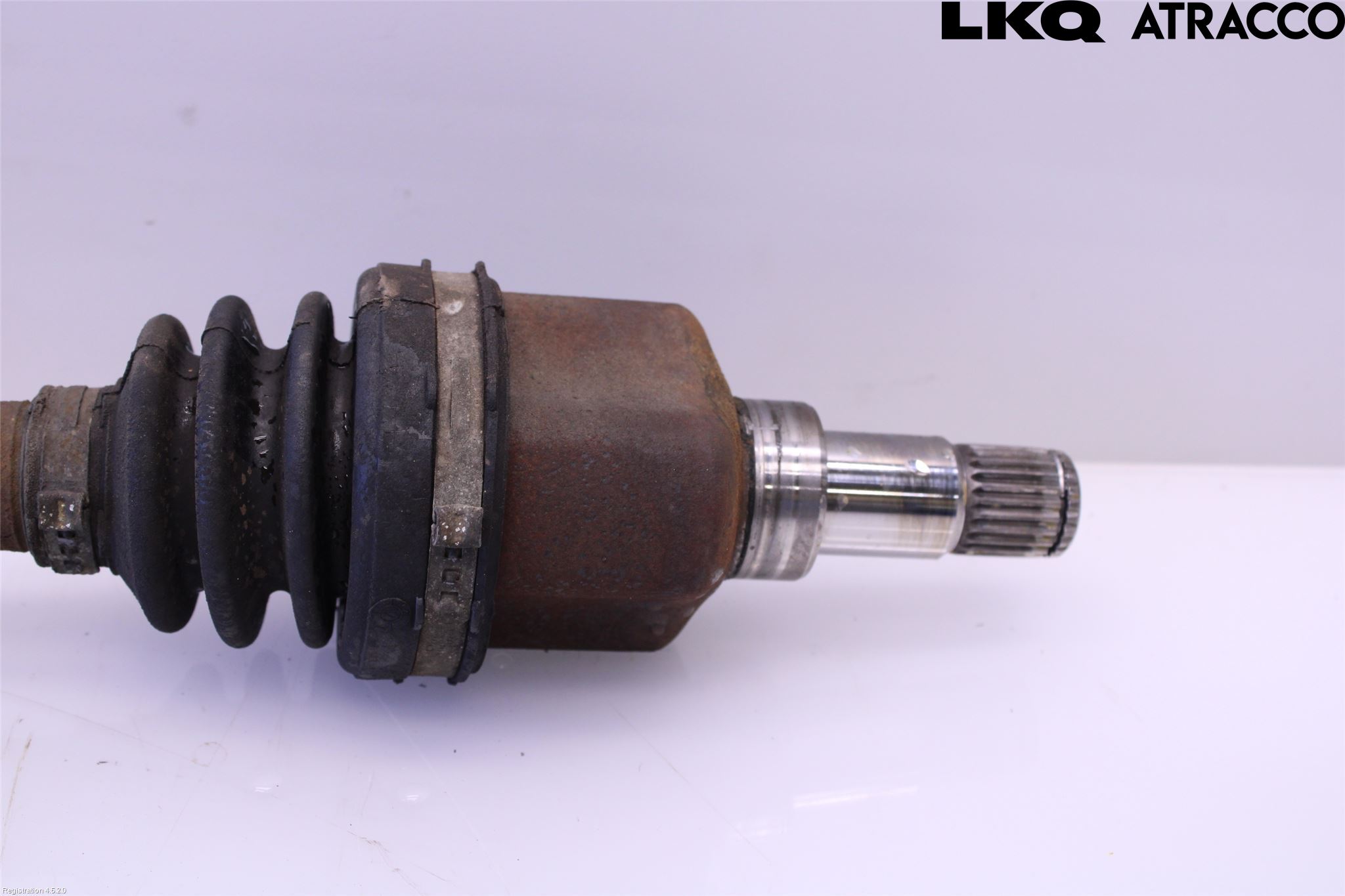 Ford FOCUS 11-14 Drivaxel Fram Vänster
