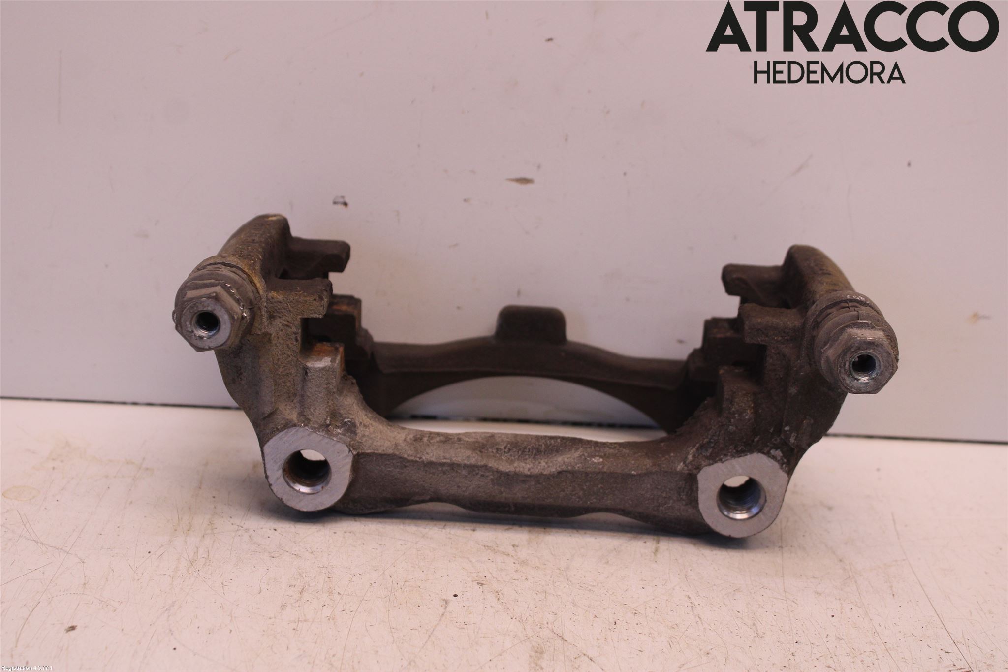 Mercedes-Benz MB C-KLASS (W205) 14-21 Bromsokshållare