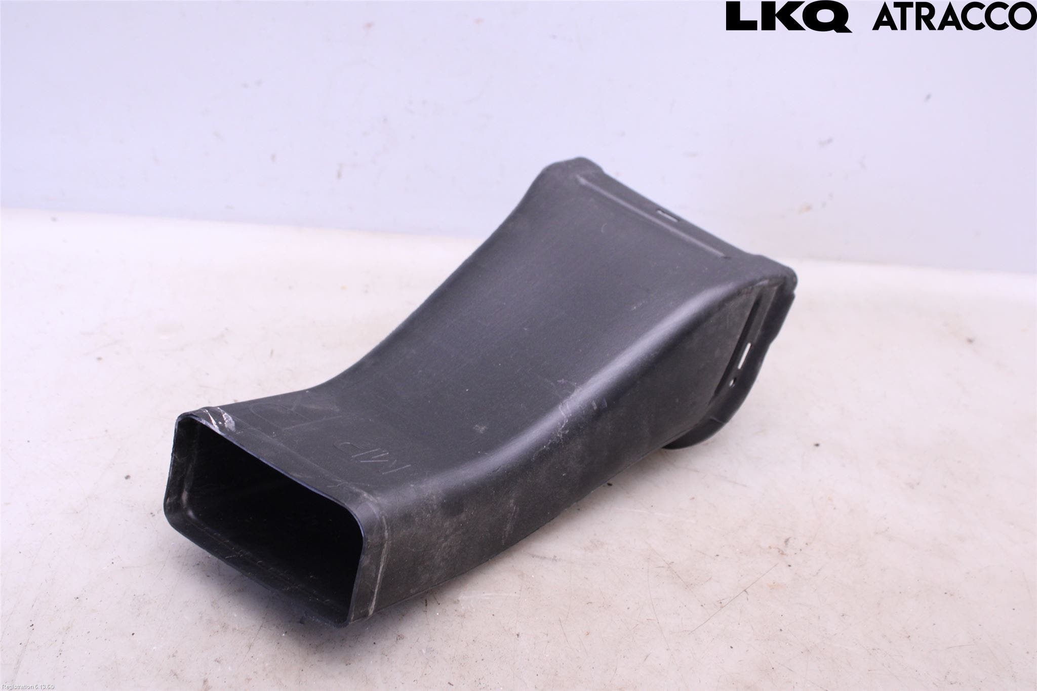 BMW 5 E60/61 Sed/Tou 02-10 Deflektor Plåt-Plast Kylning