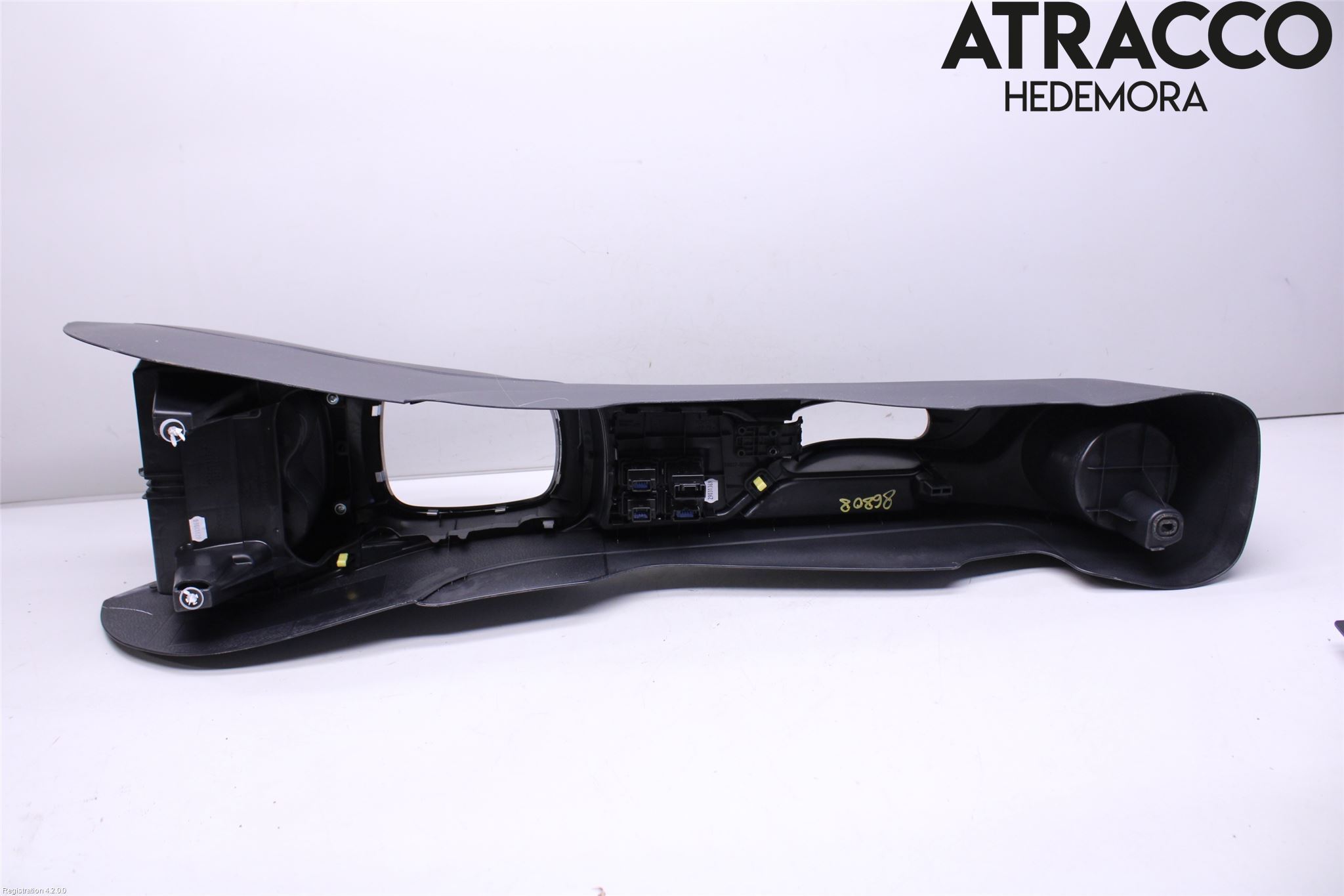 Toyota YARIS XP130 15-20 Inr Tunnelfack