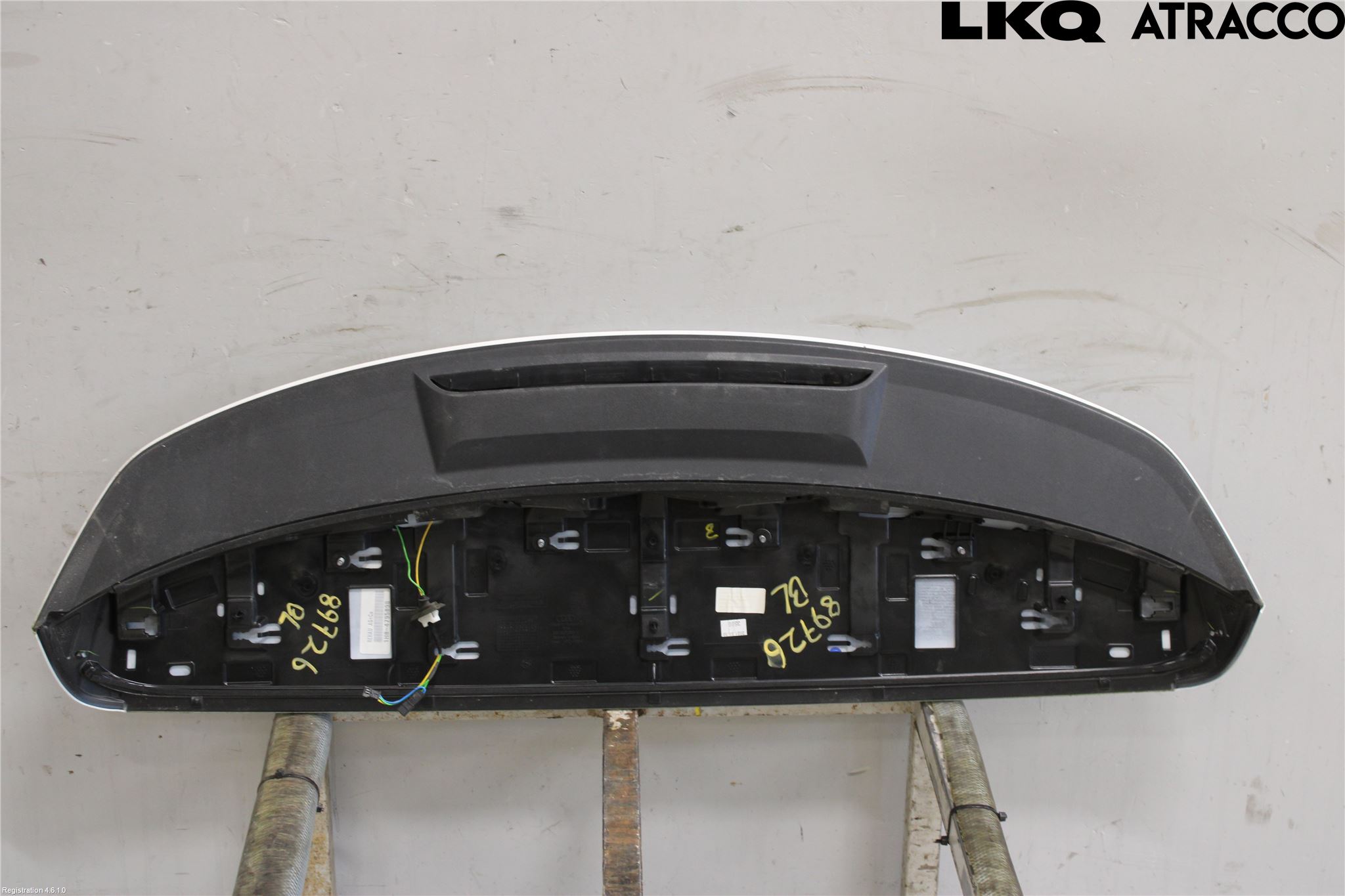 Audi Q3 F3 19- Spoiler Baklucka