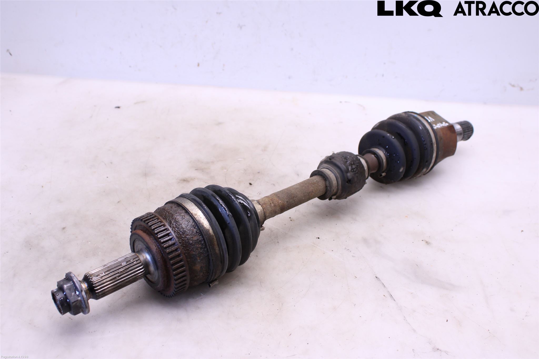 Kia CARENS III 13-19 Drivaxel Fram Vänster