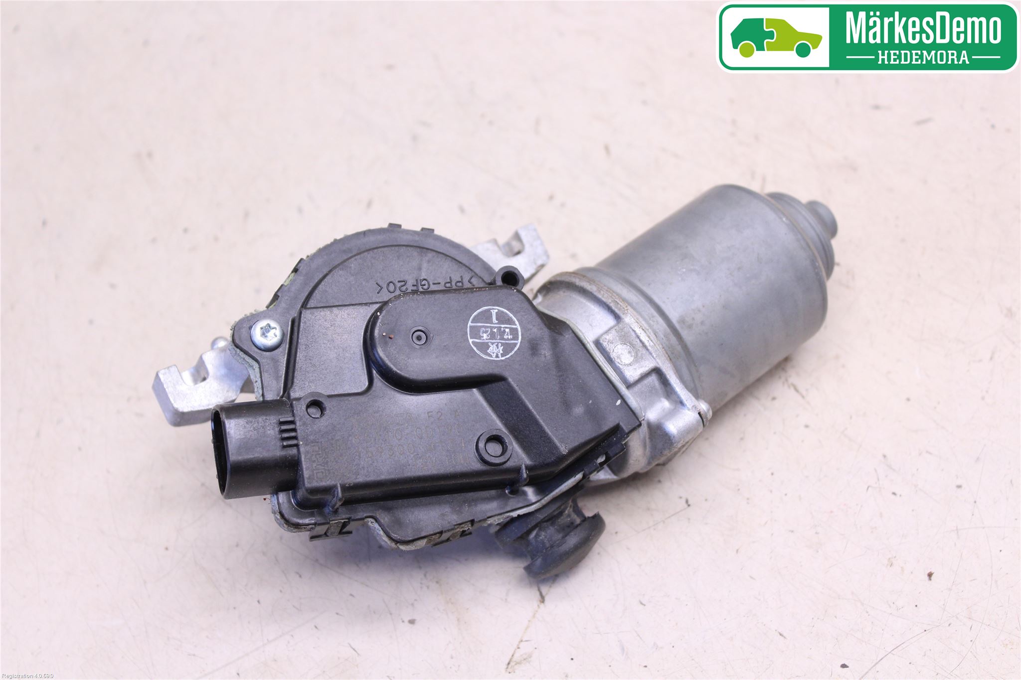Toyota YARIS XP130 12-14 Torkarmotor Vindruta