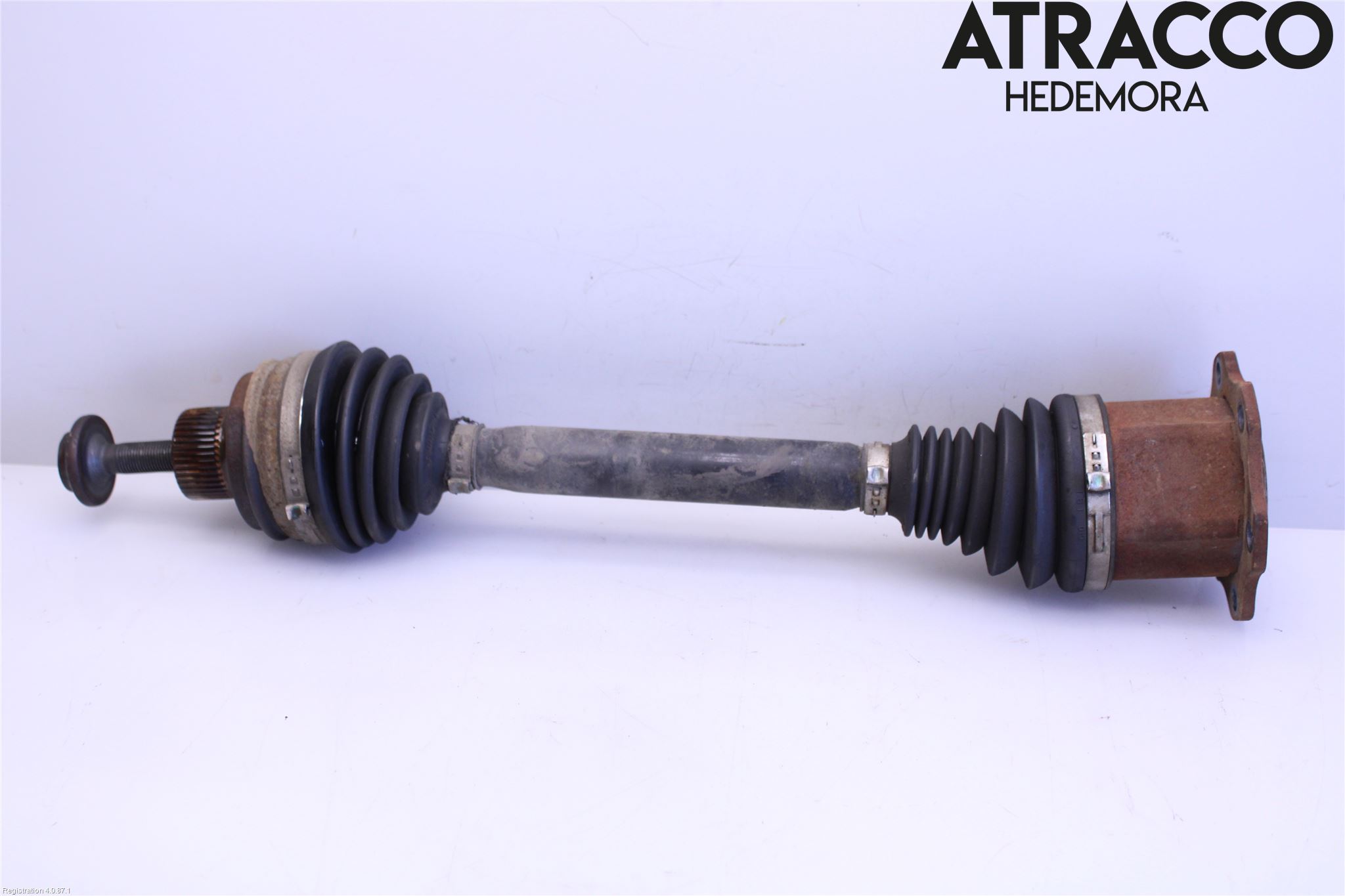 Audi A4/S4 08-11 Drivaxel Fram Höger