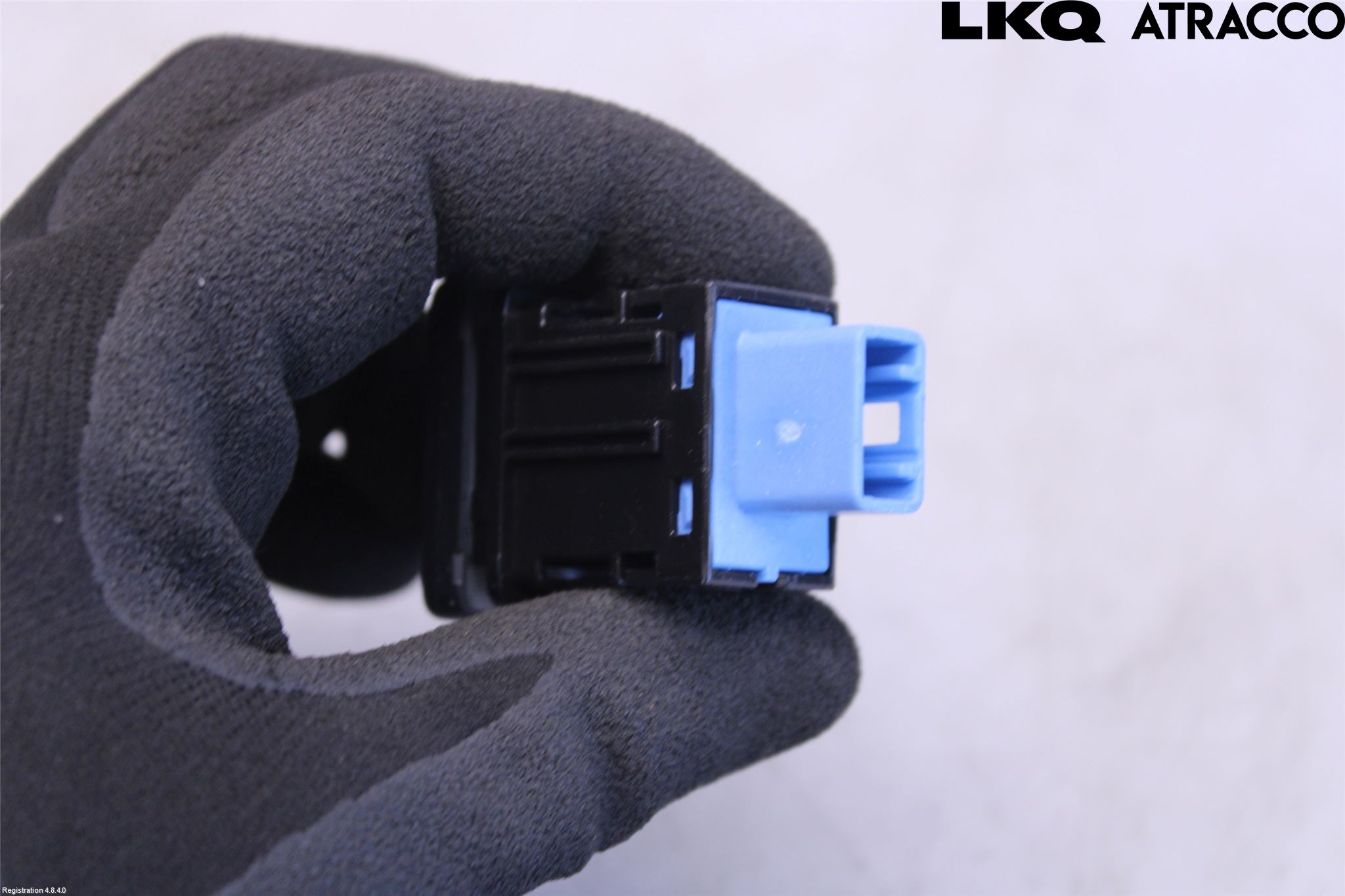 Mitsubishi OUTLANDER 13-21 Strömställare Antisladd