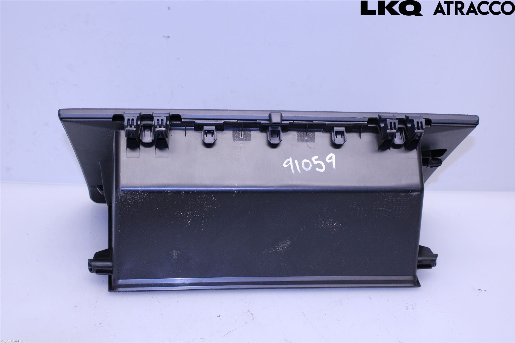 Toyota RAV4 19- Handskfack