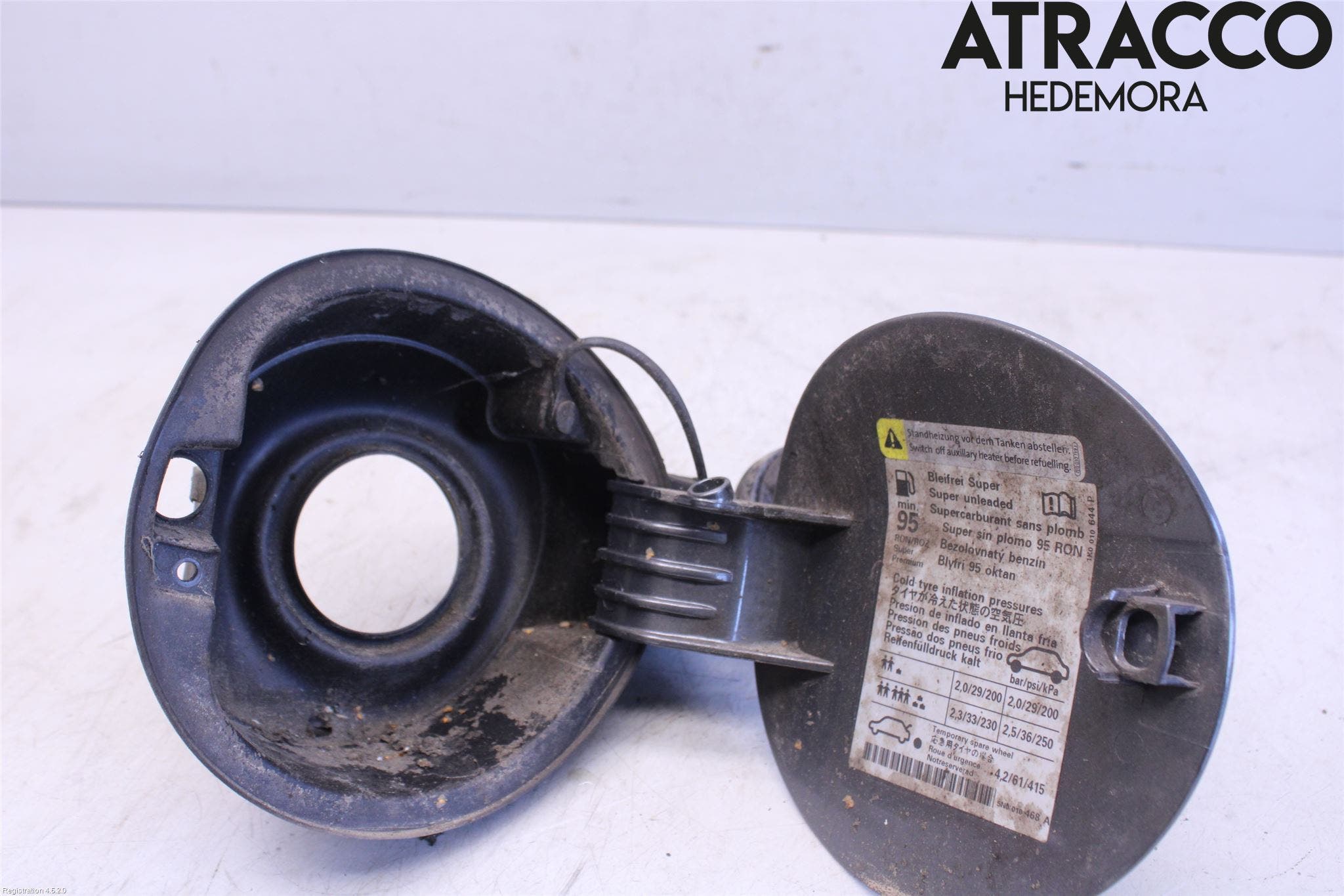 Volkswagen VW TIGUAN 07-16 Tanklucka