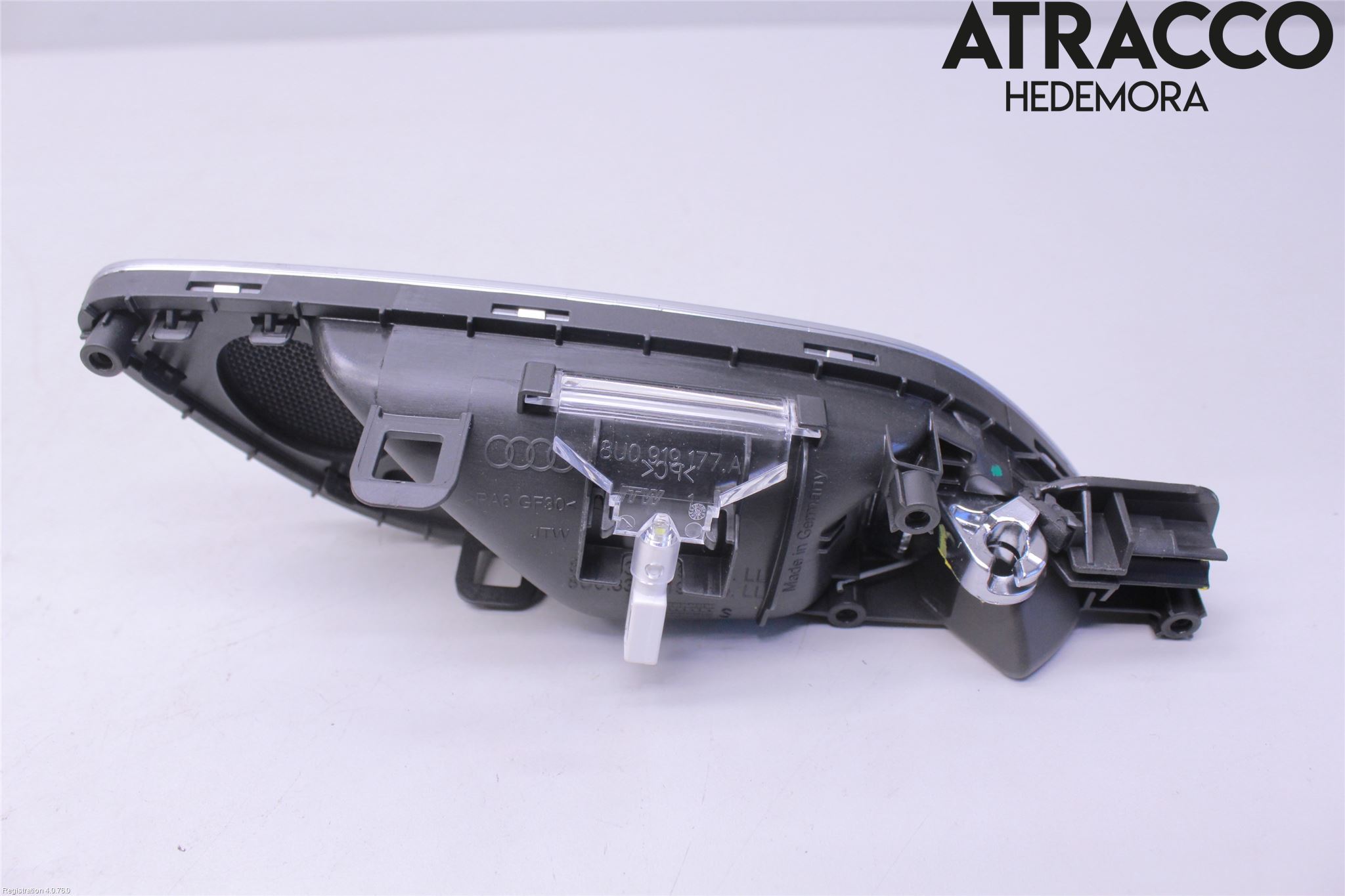 Audi Q3 8U 12-18 Dörrhandtag Inre Vä