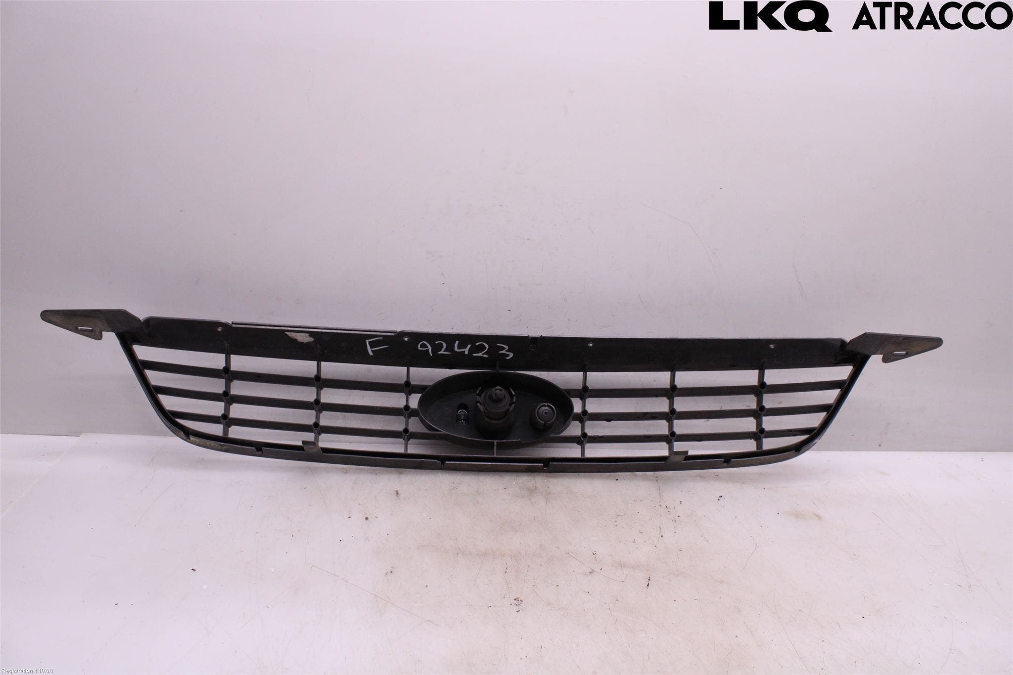 Ford FOCUS 08-11 Grill Komp