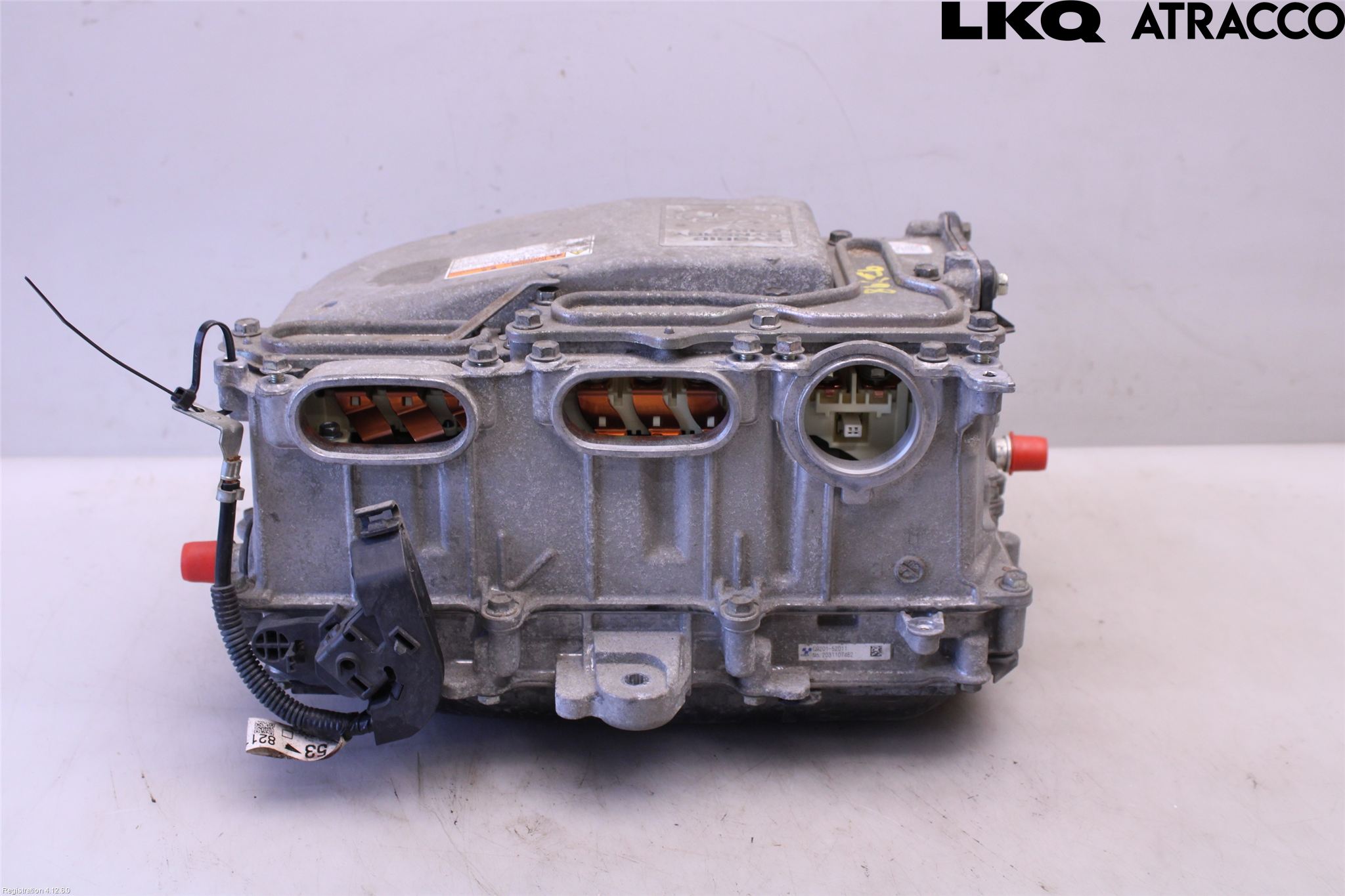 Toyota YARIS XP130 12-14 Hybridconverter