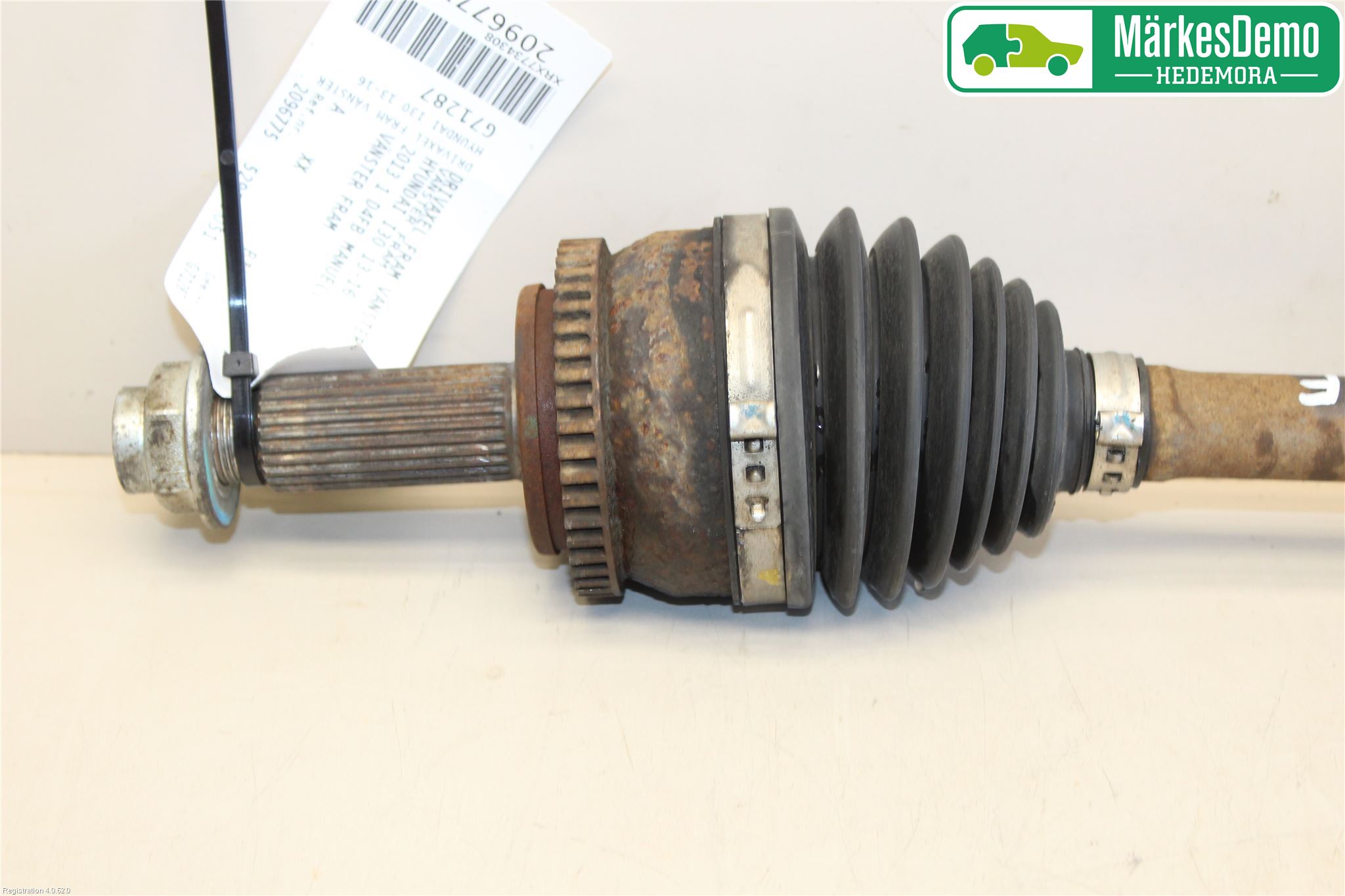 Hyundai i30 GD 13-17 Drivaxel Fram Vänster