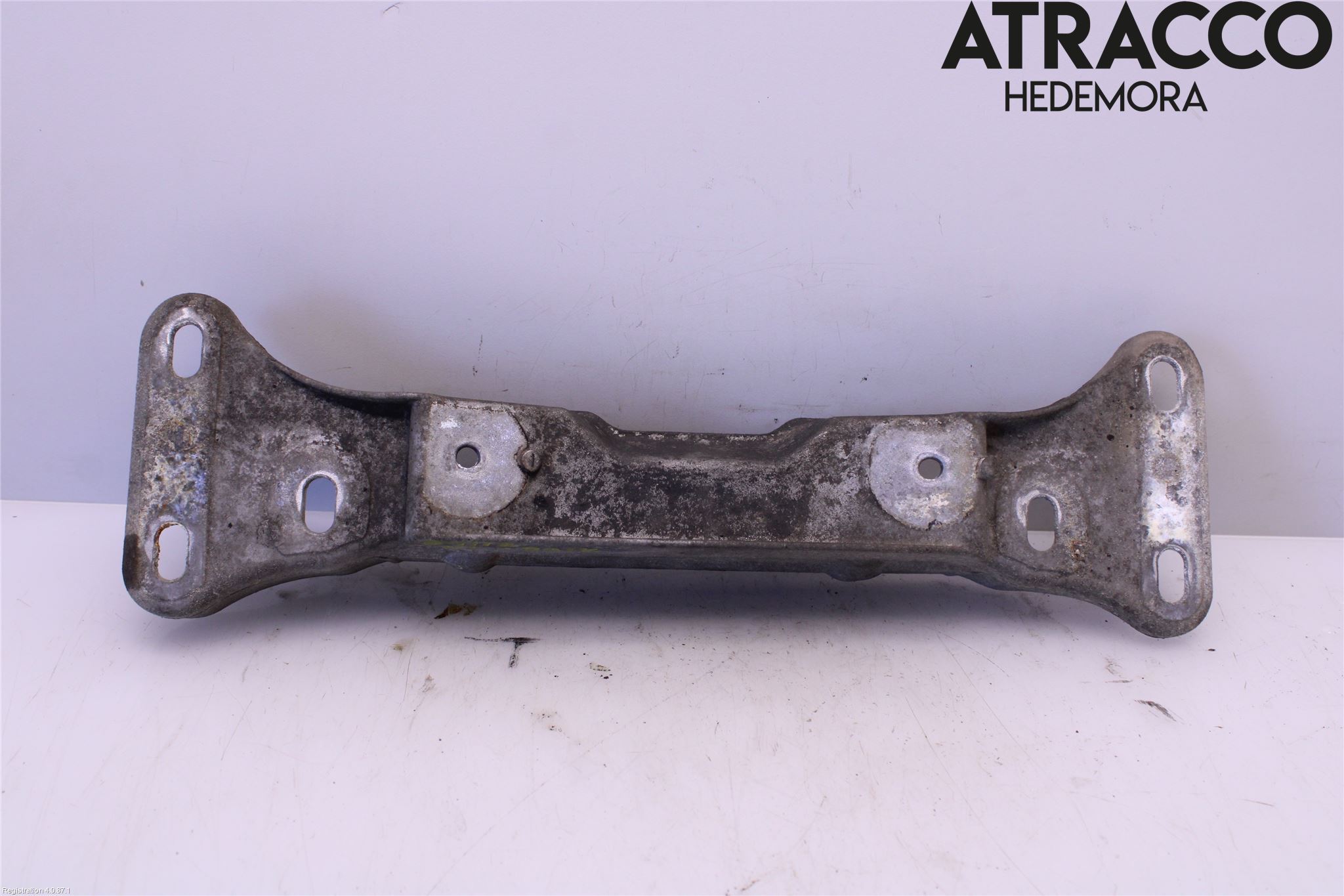 BMW 5 E39 95-04 Växellådsbalk