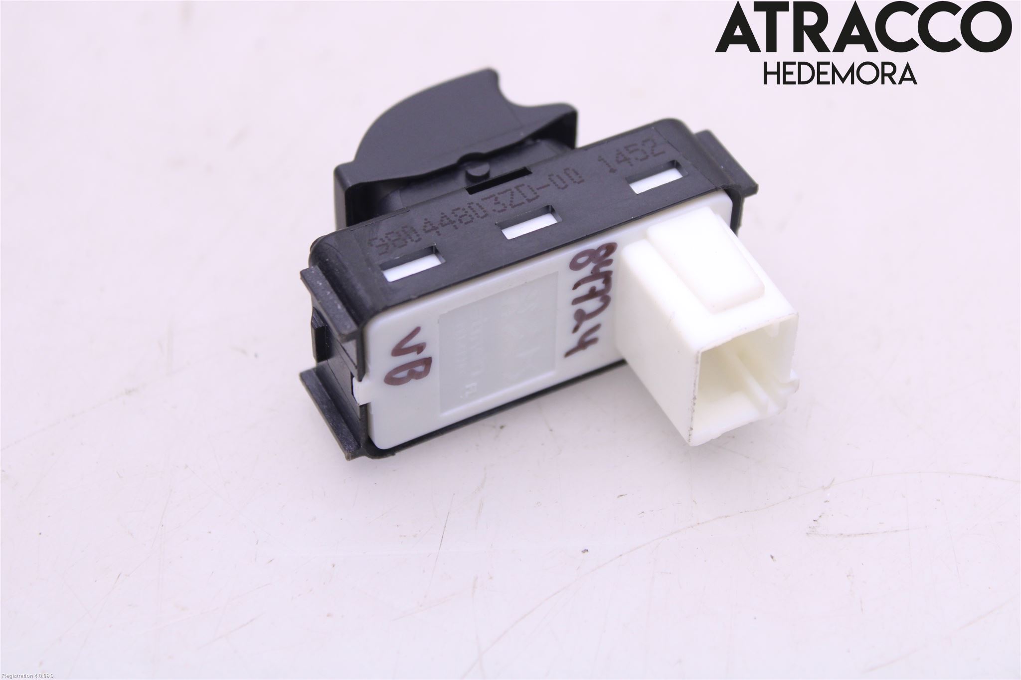 Peugeot 2008/E-2008 20- Strömställare Elhiss