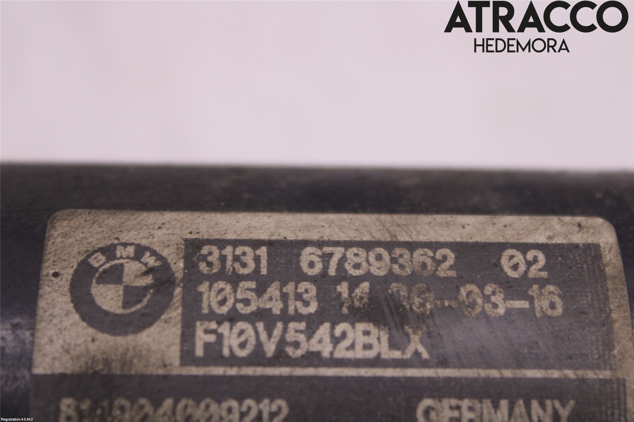 BMW 5 F10/F11/F18 09-17 Fjäderben Fram Höger