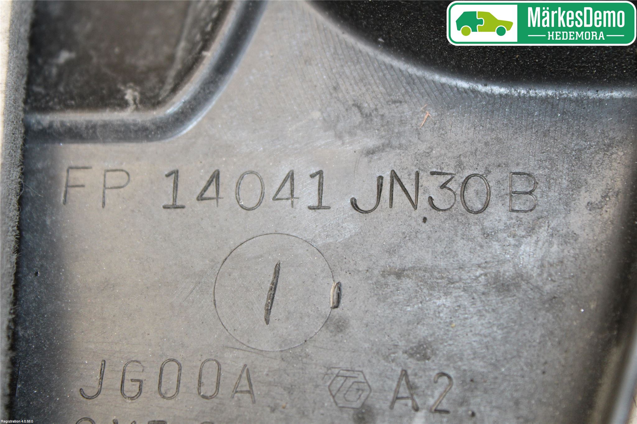 Nissan QASHQAI 10-14 Motorkåpa