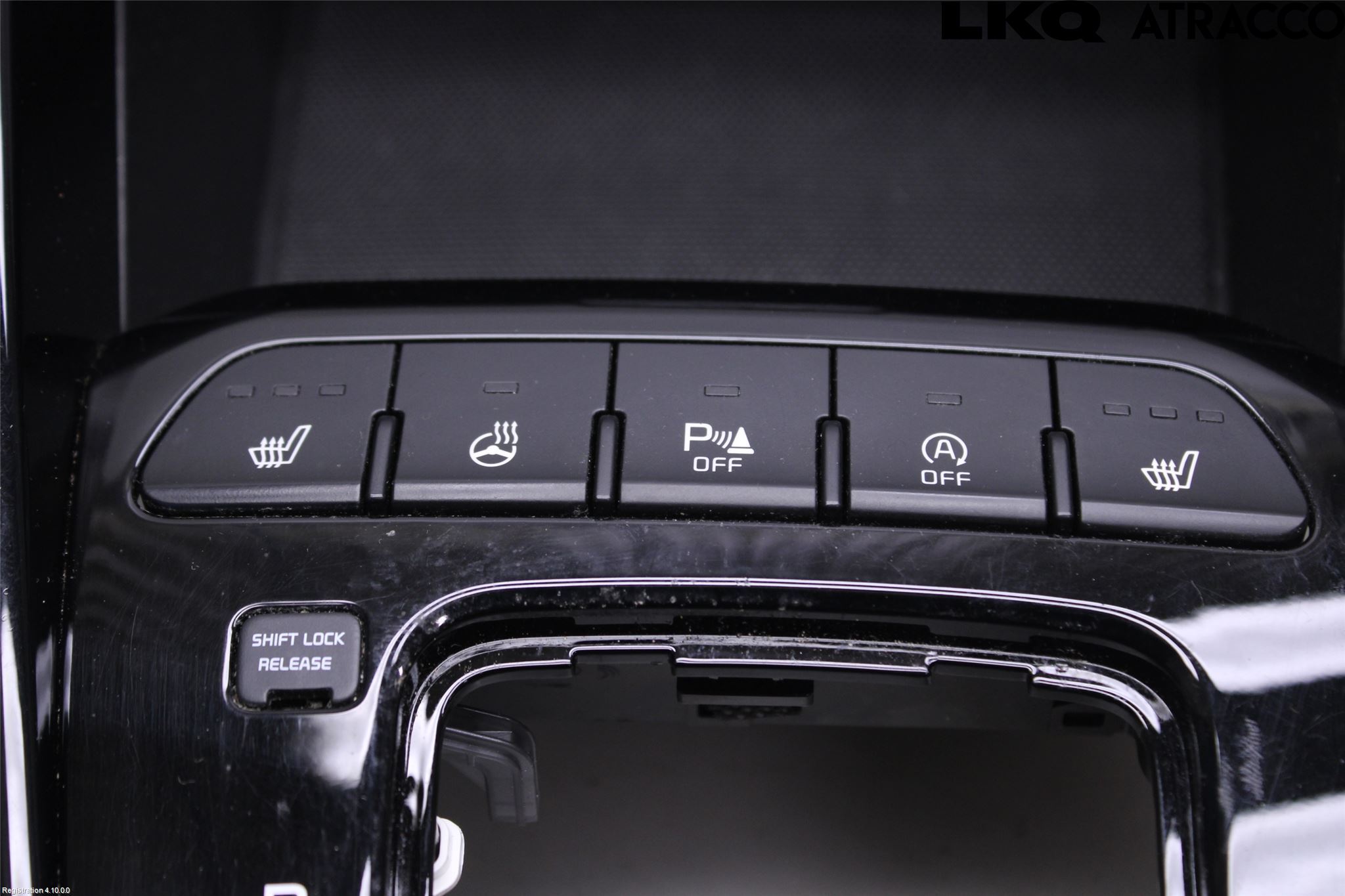 Kia STONIC 18->> Instrumentkonsoll Mitt