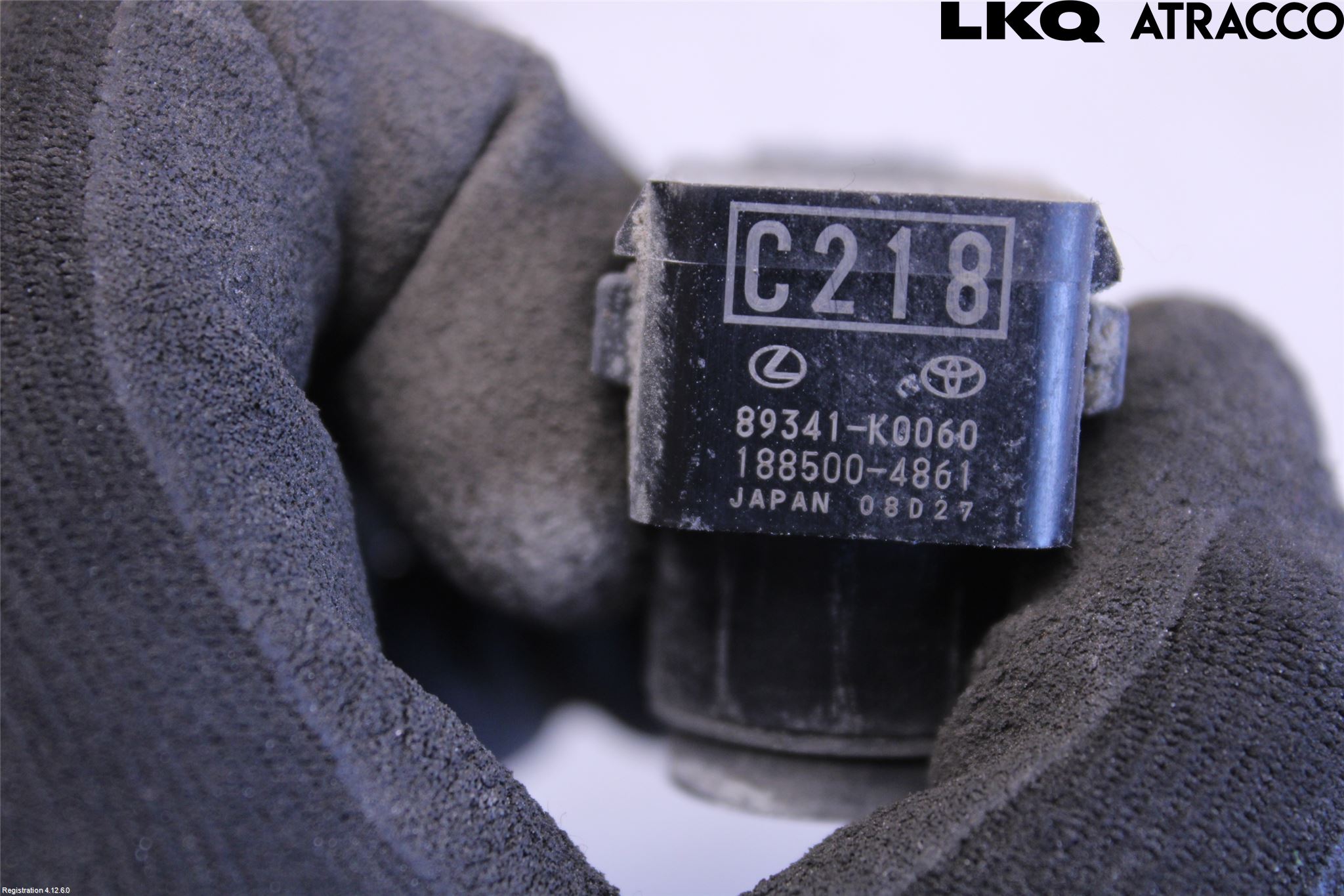 Toyota RAV4 19- Parkeringshjälp Backsensor