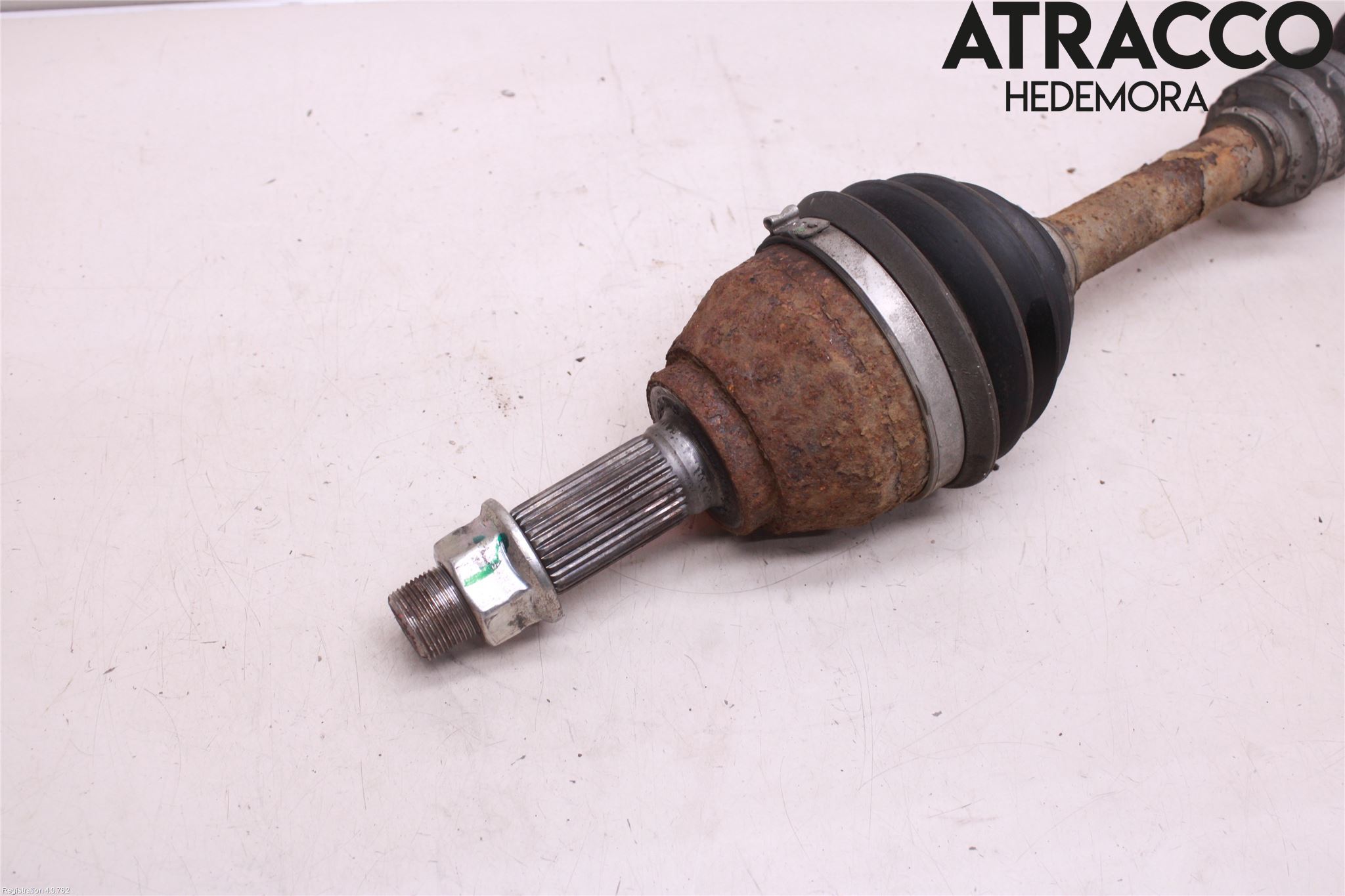 Nissan JUKE 10-14 Drivaxel Fram Vänster