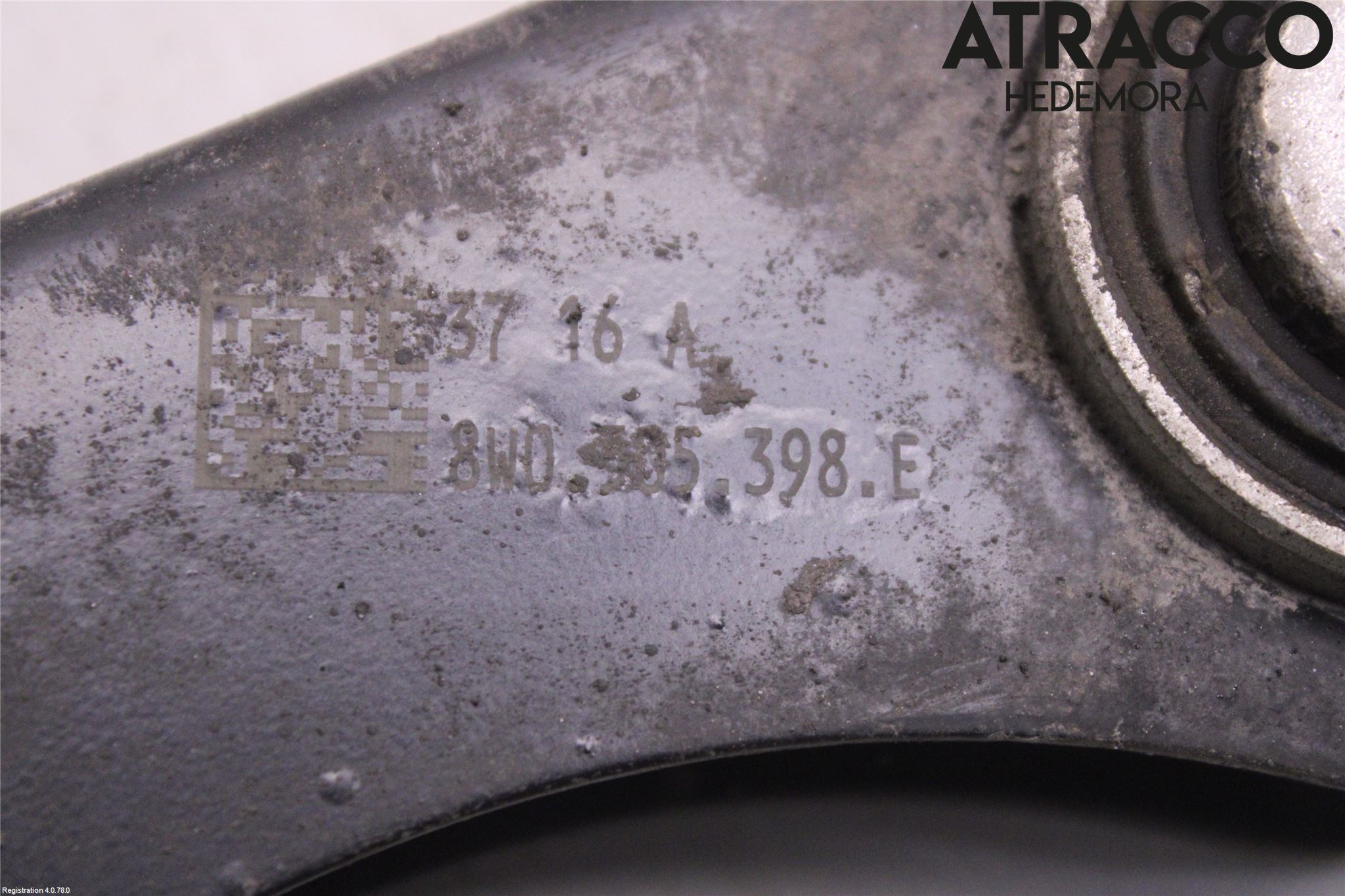 Audi A4/S4 B9 16-19 Bärarm Bak Övre Höger