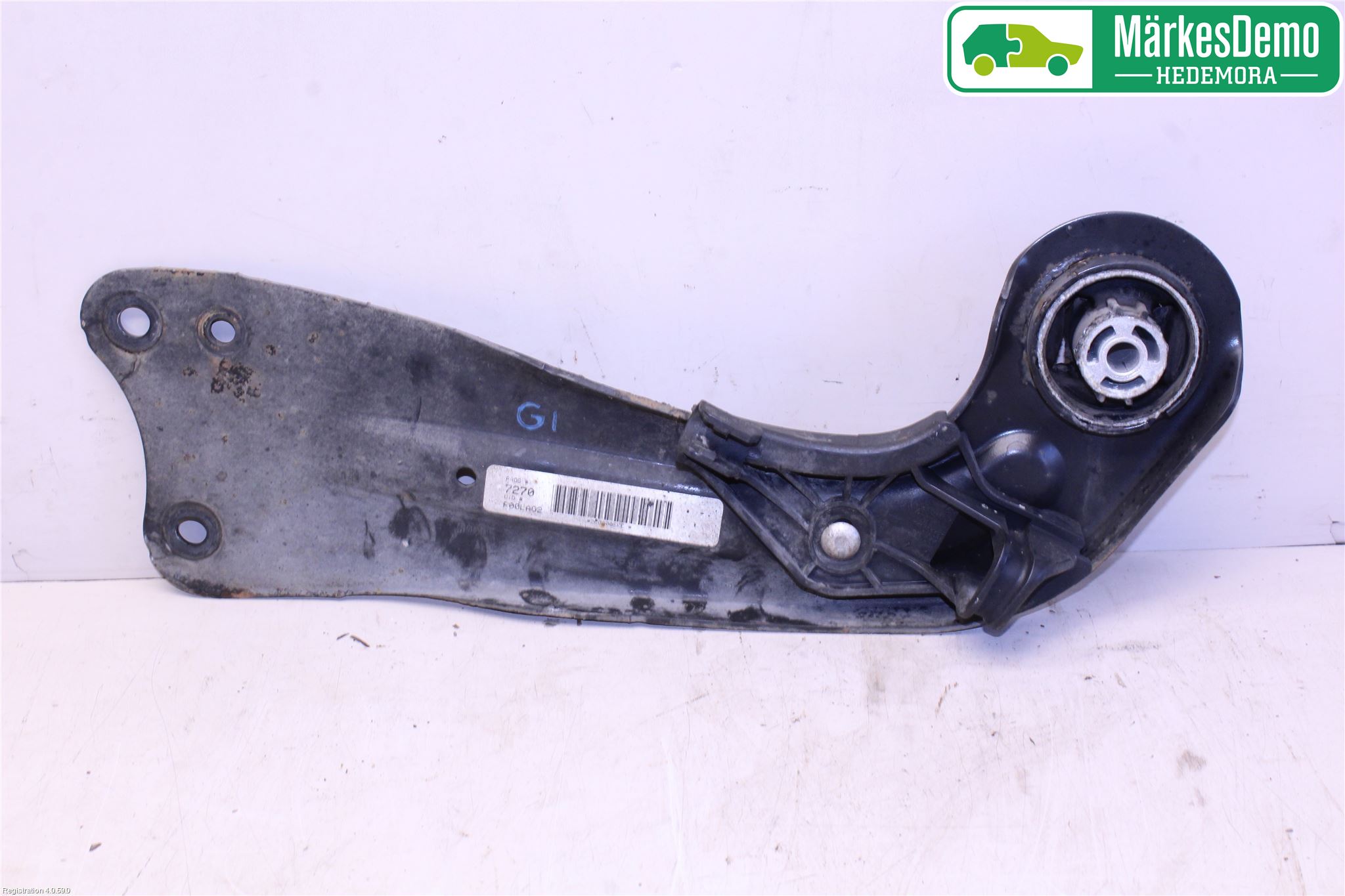 Volkswagen VW JETTA VI 11- Bärarm Bak Vänster