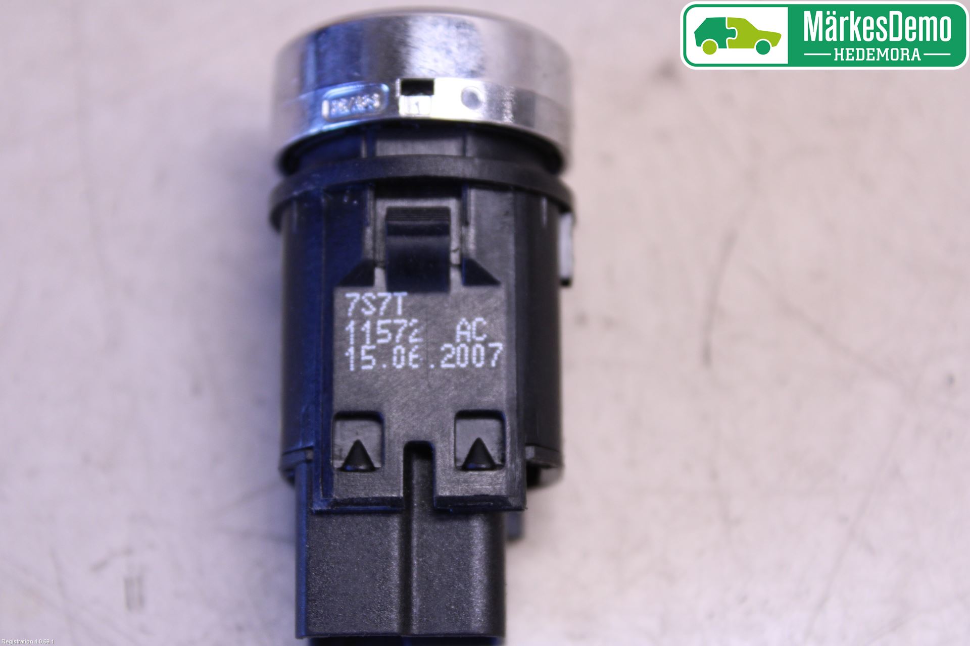 Ford MONDEO 07-15 Startknapp Personbil