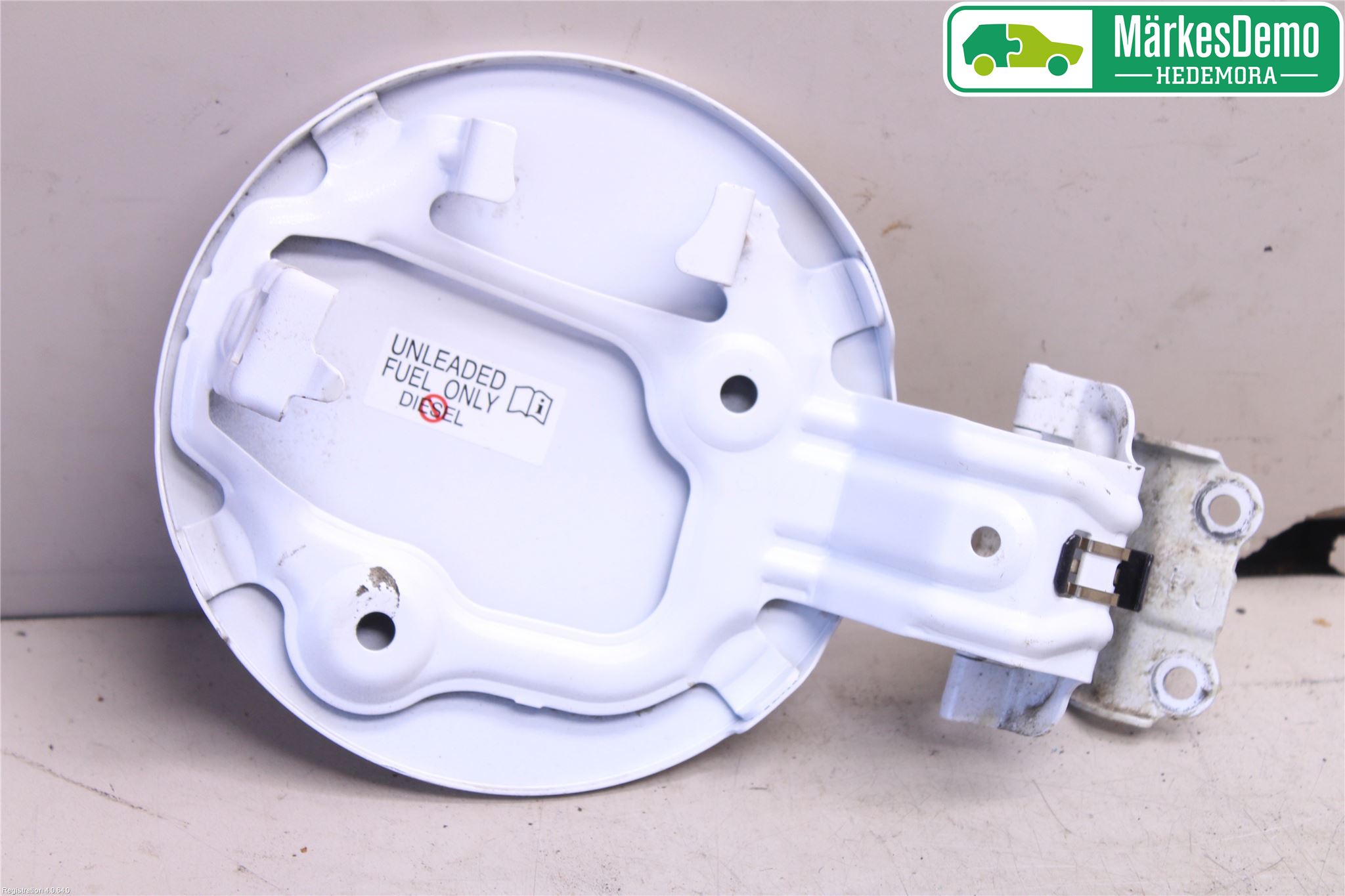 Toyota AURIS 13-19 Tanklucka