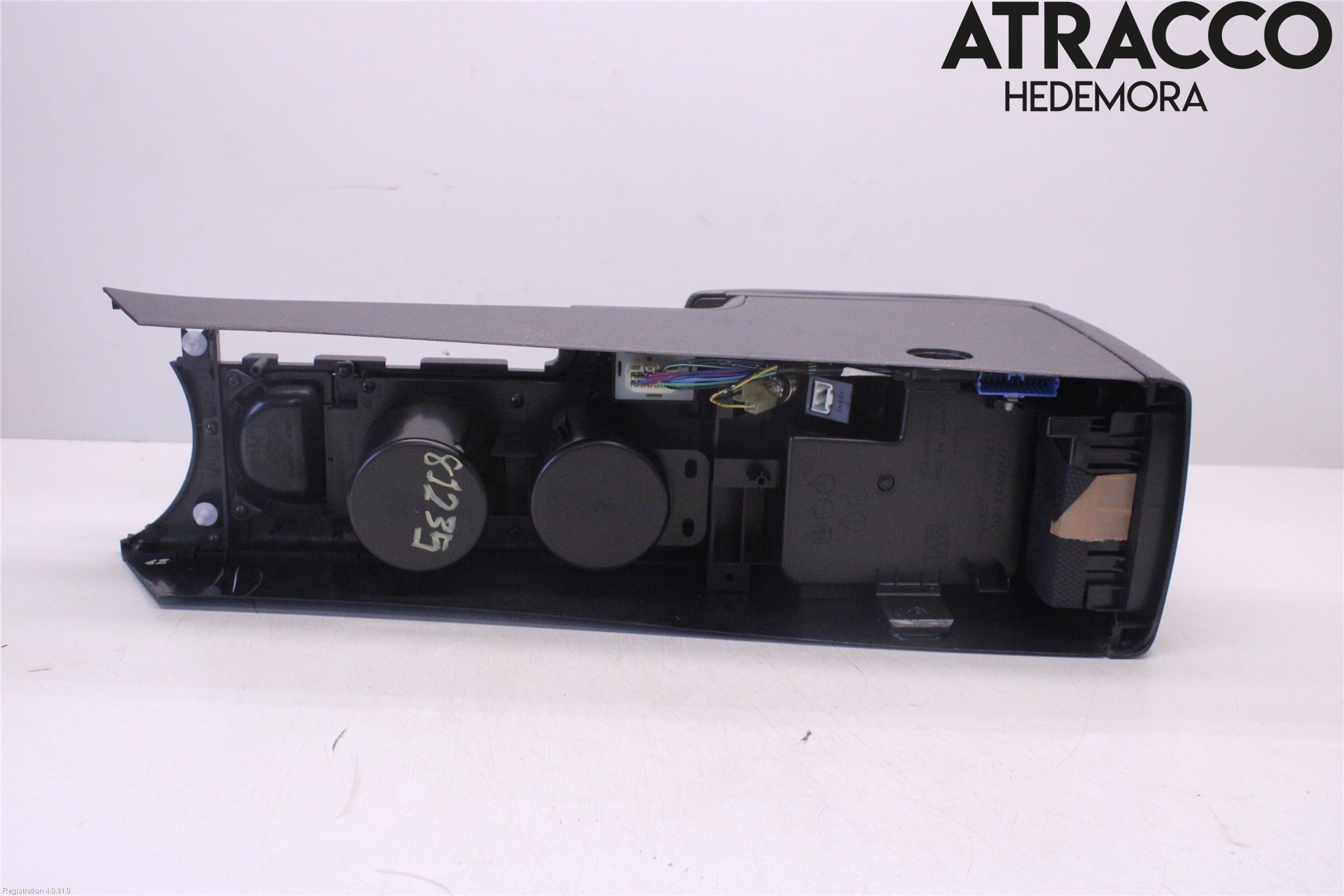 Subaru OUTBACK   07-09 Instrumentkonsoll Golv