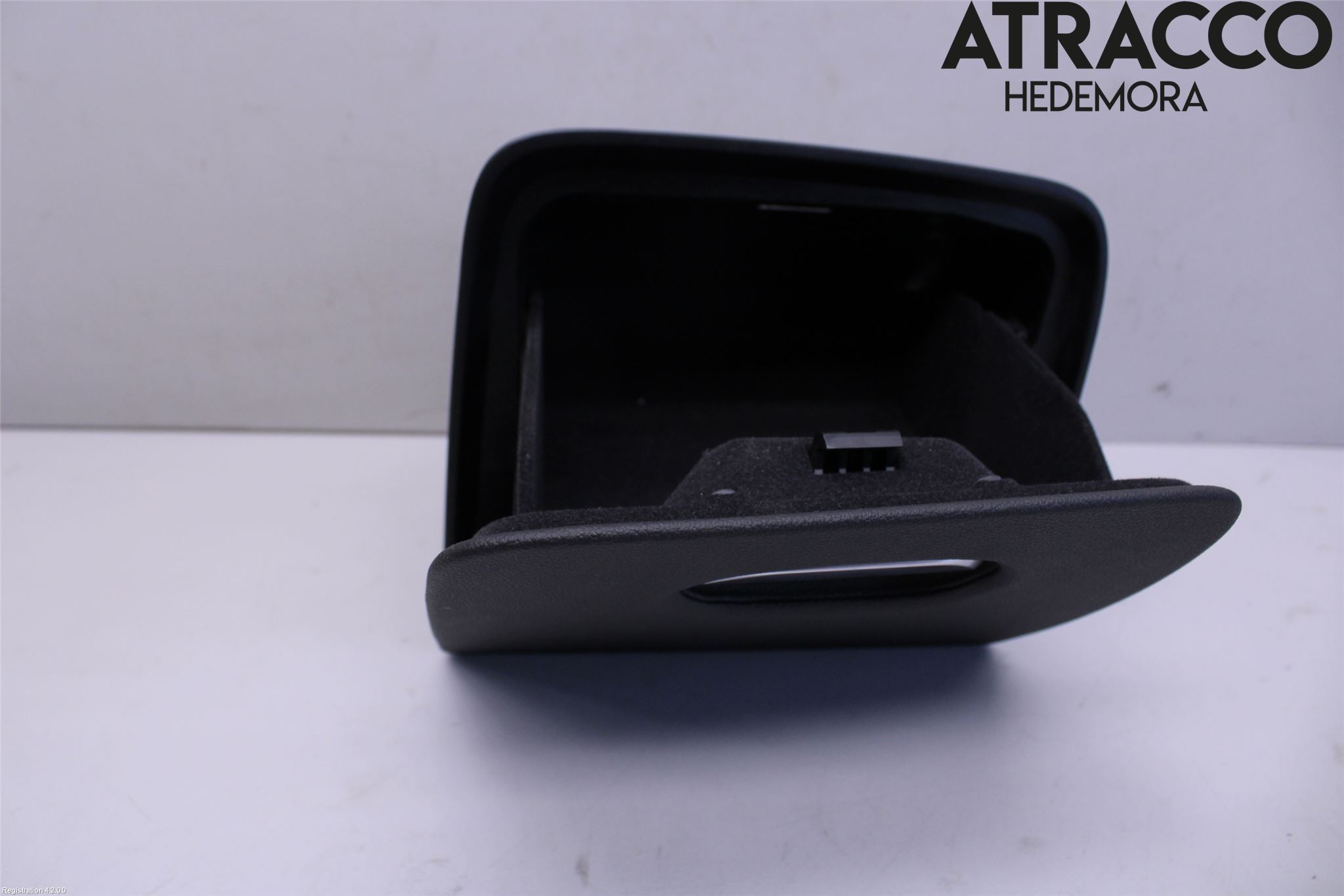 BMW 7 G11/G12 15-22 Instrumentbräda Förvaringsfack