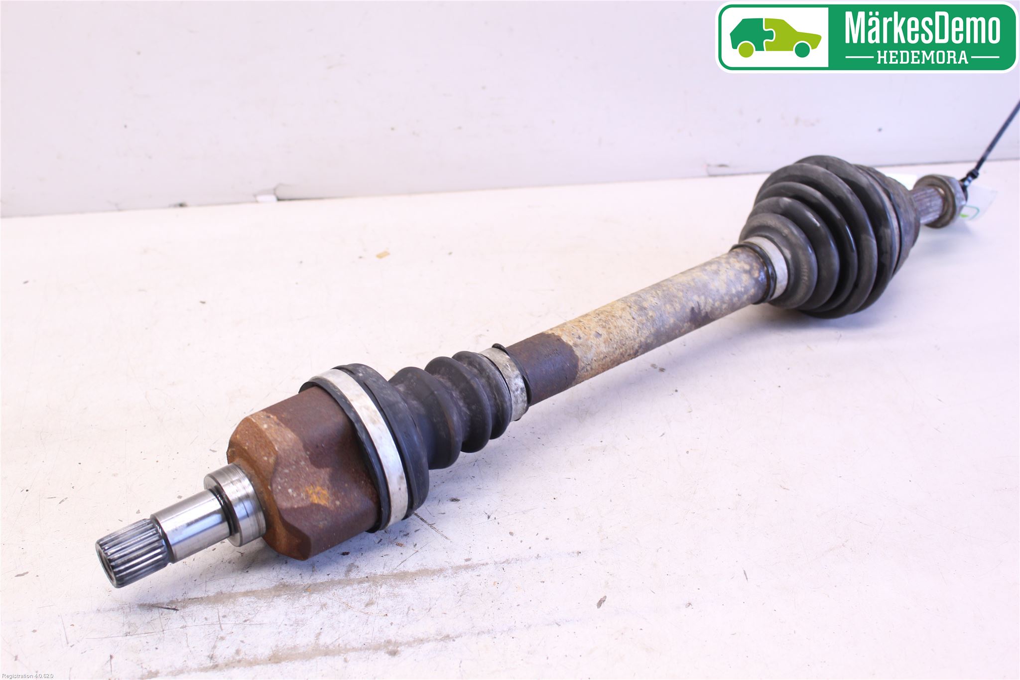 Citroen BERLINGO 08-18 Drivaxel Fram Vänster