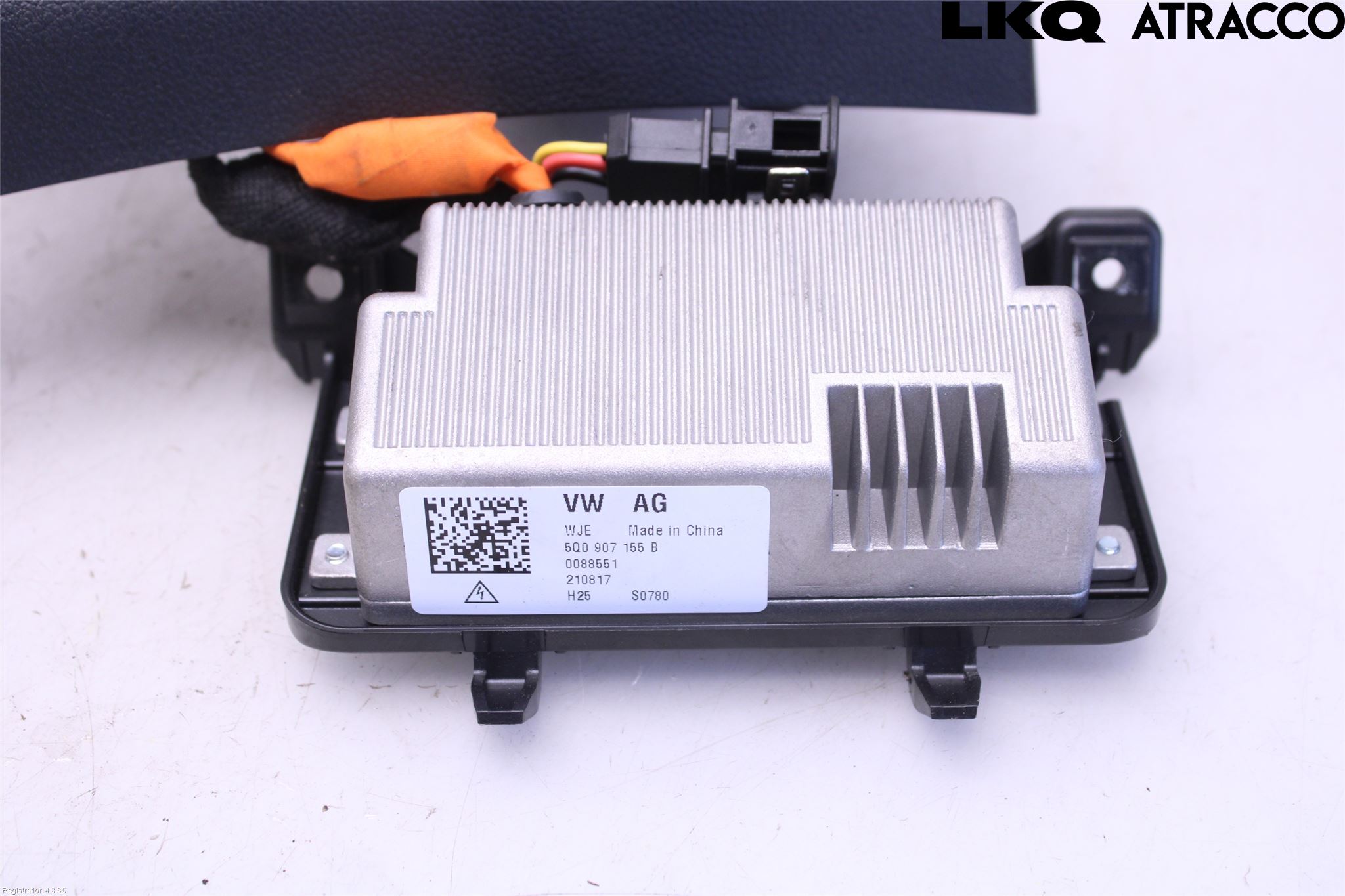 Skoda OCTAVIA (5E) 13-20 Inverter 12 -> 220 V