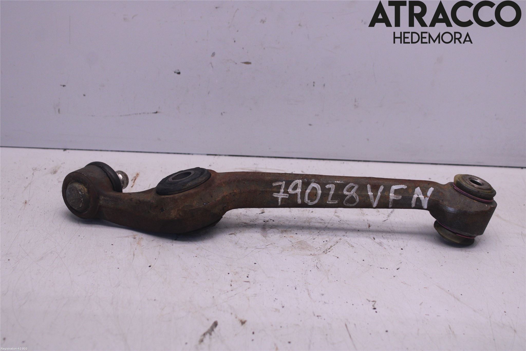 Ford ESCORT     86-90 Bärarm Fram Undre Vä