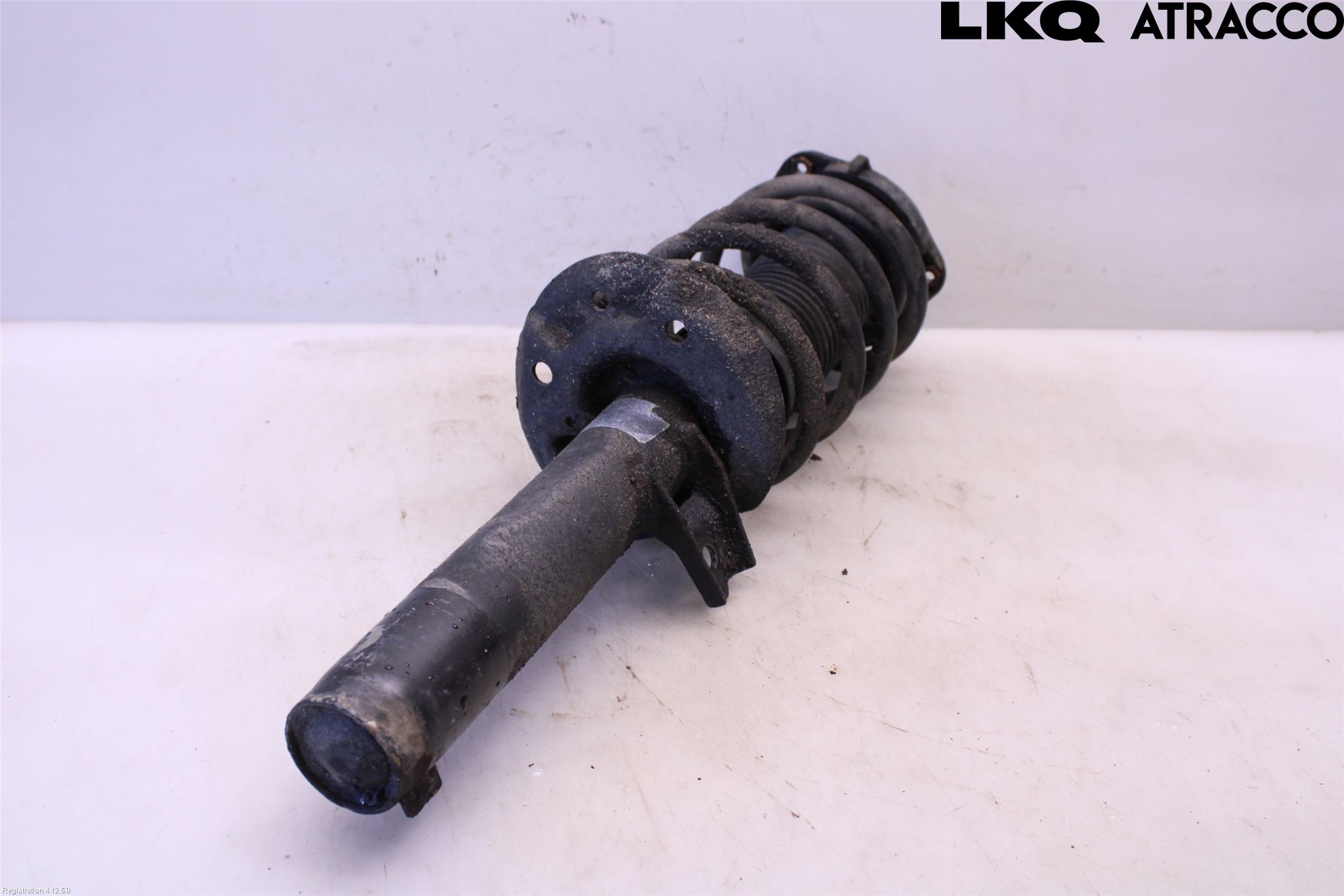 Volkswagen VW PASSAT 11-14 Fjäderben Fram Höger