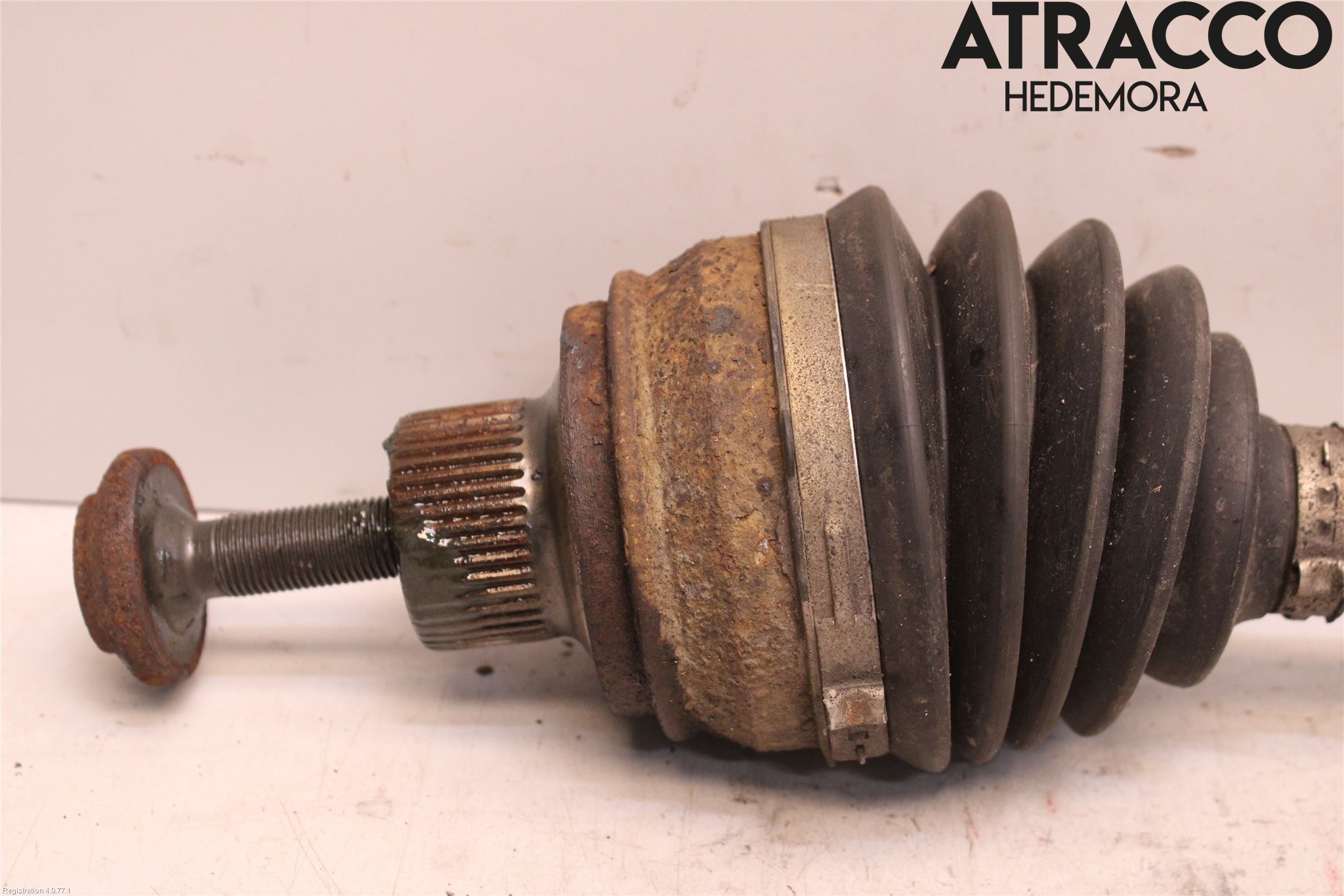 Audi A6 ALLROAD 12-18 Drivaxel Fram Vänster