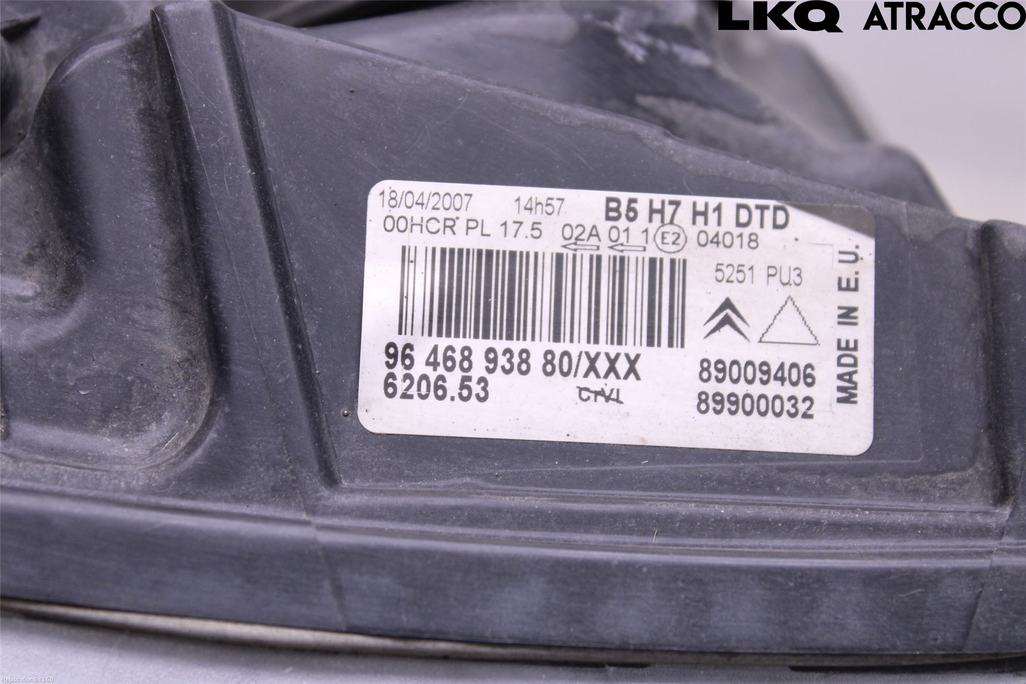 Citroen C4 I   05-10 Strålkastare Höger