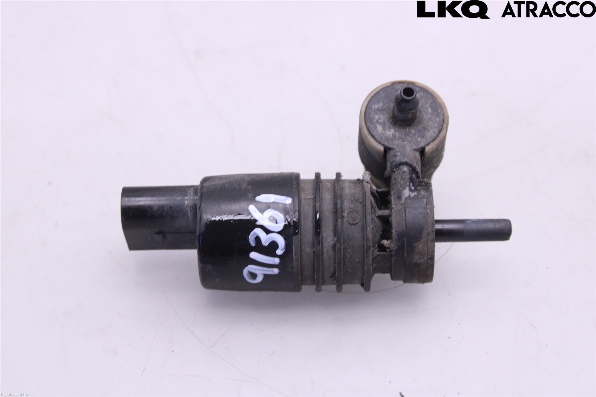 Volkswagen VW PASSAT 11-14 Spolarpump Vindruta