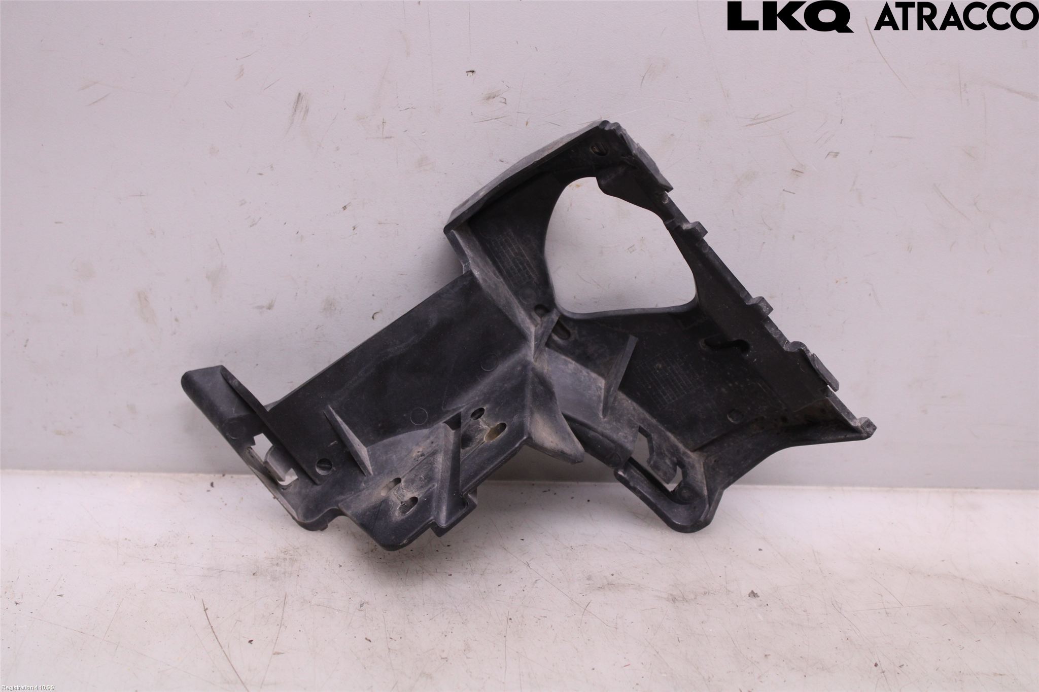 Volvo XC60 09-13 Stötfångardel Fram Hö