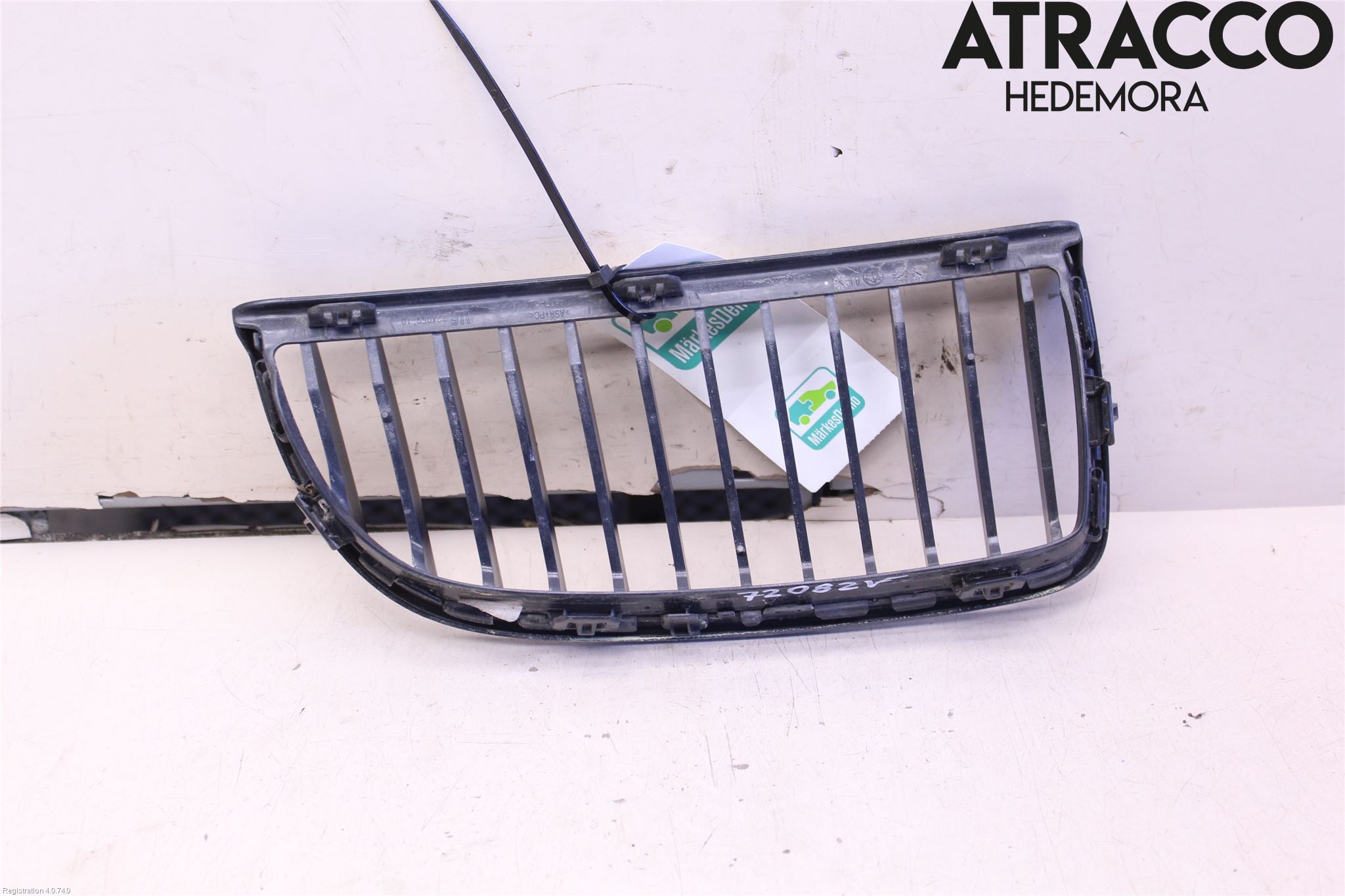 BMW 3 E90/91 SED/TOU 05-12 Grilldel Vänster