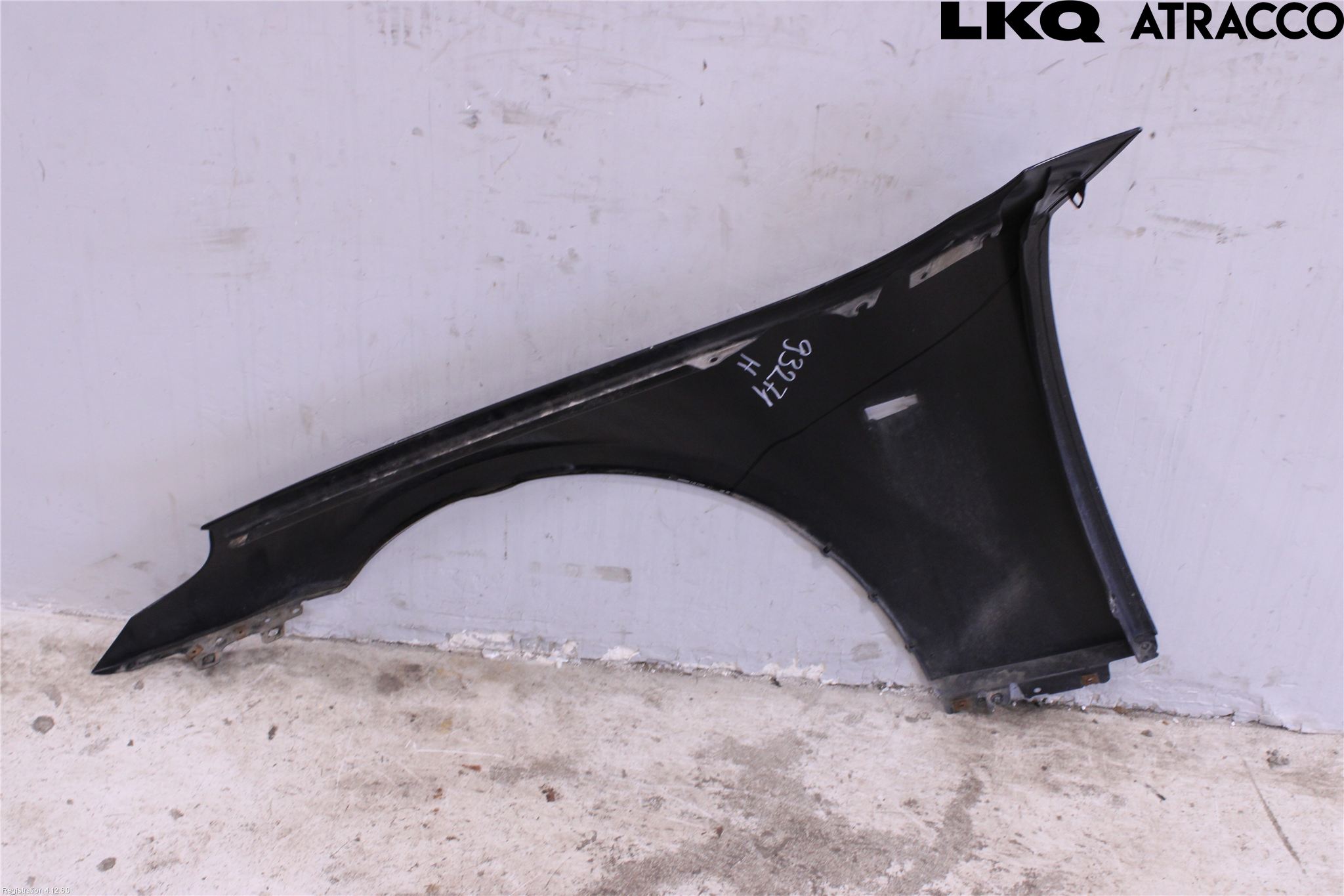 BMW 5 E60/61 Sed/Tou 02-10 Skärm Fram Höger