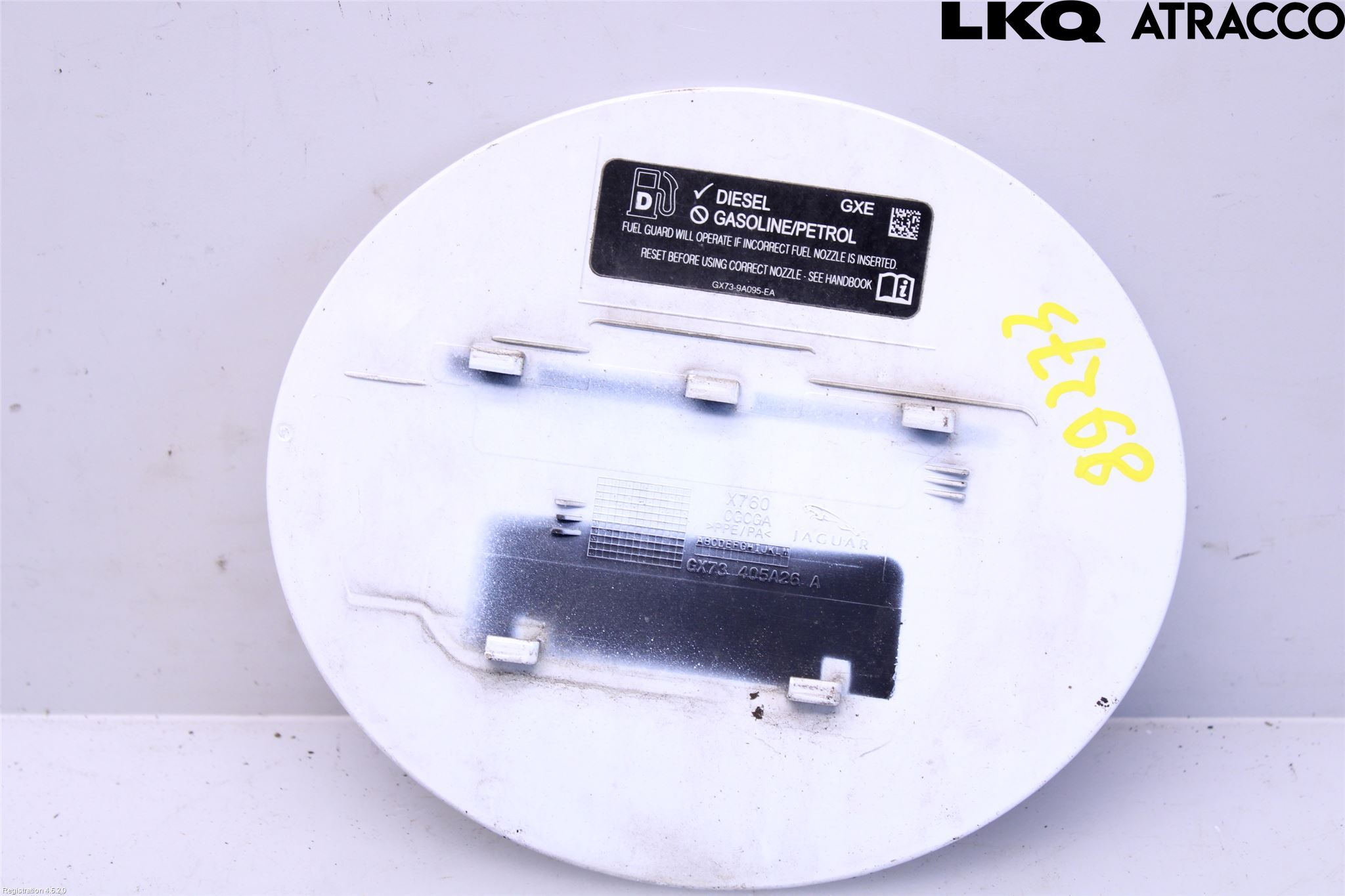 Jaguar XE (X760) 15-24 Tanklucka