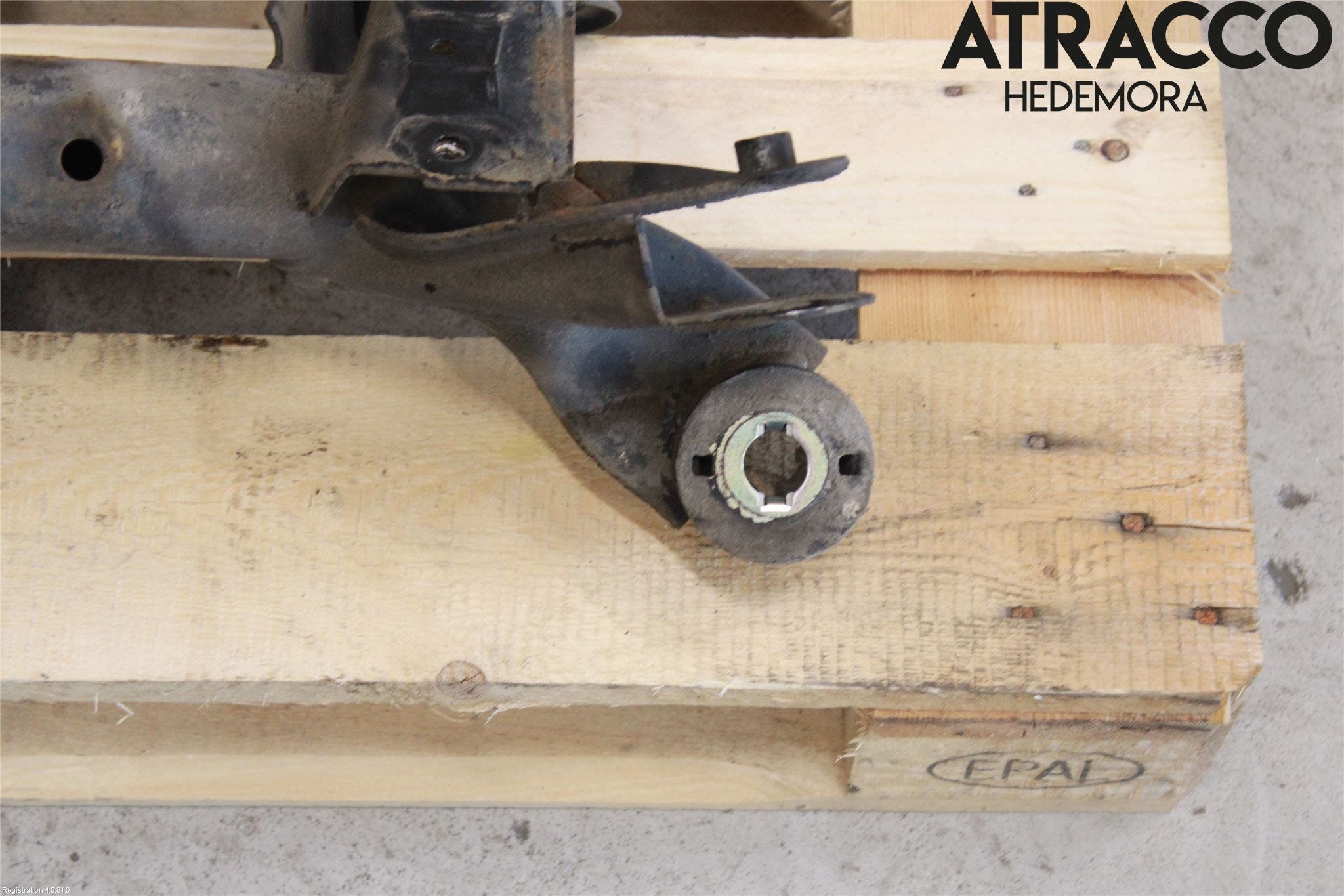 Volvo V60 CROSS COUNTRY 16-18 Bakaxelbalk