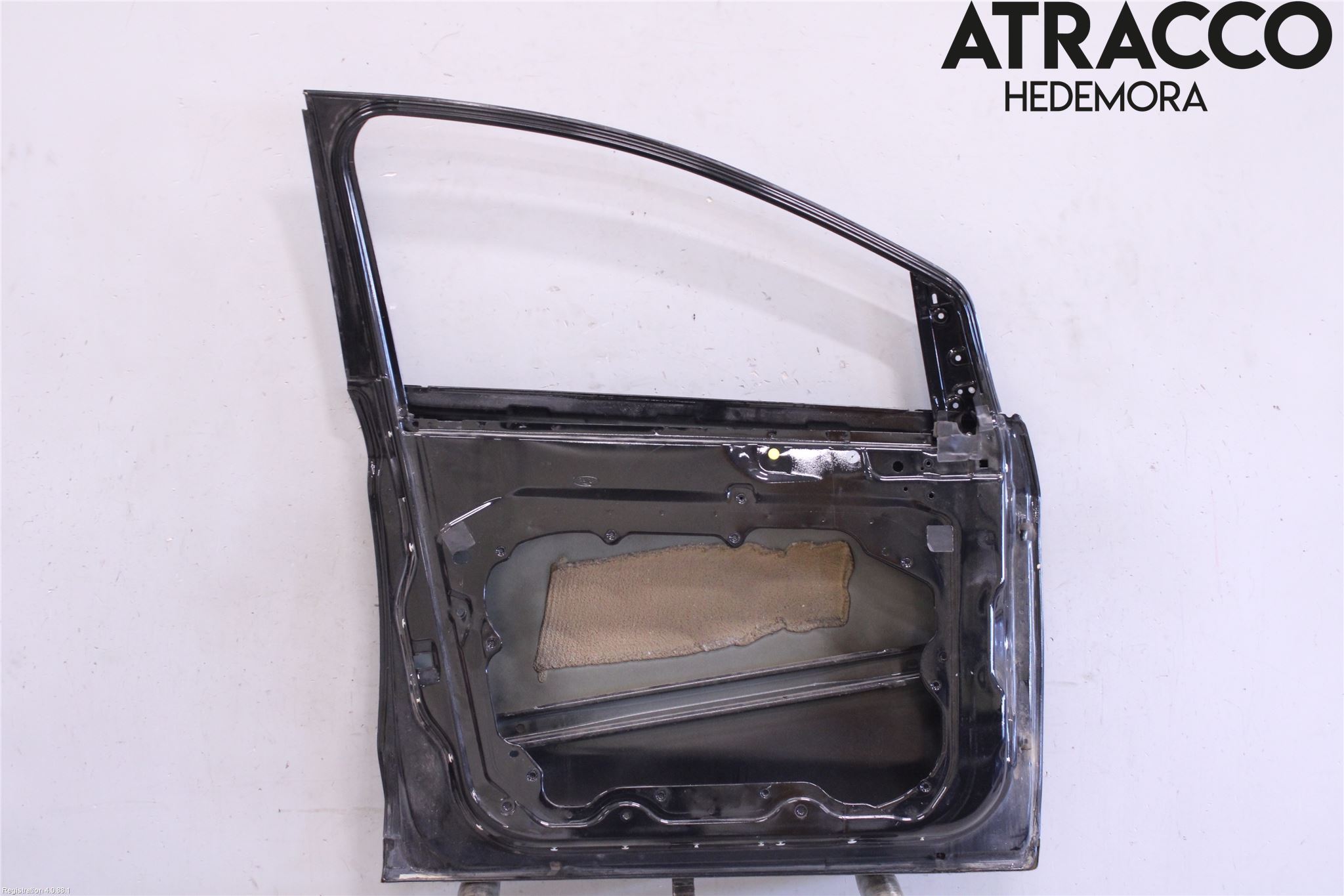 Ford KUGA 08-12 Dörr Fram Vänster