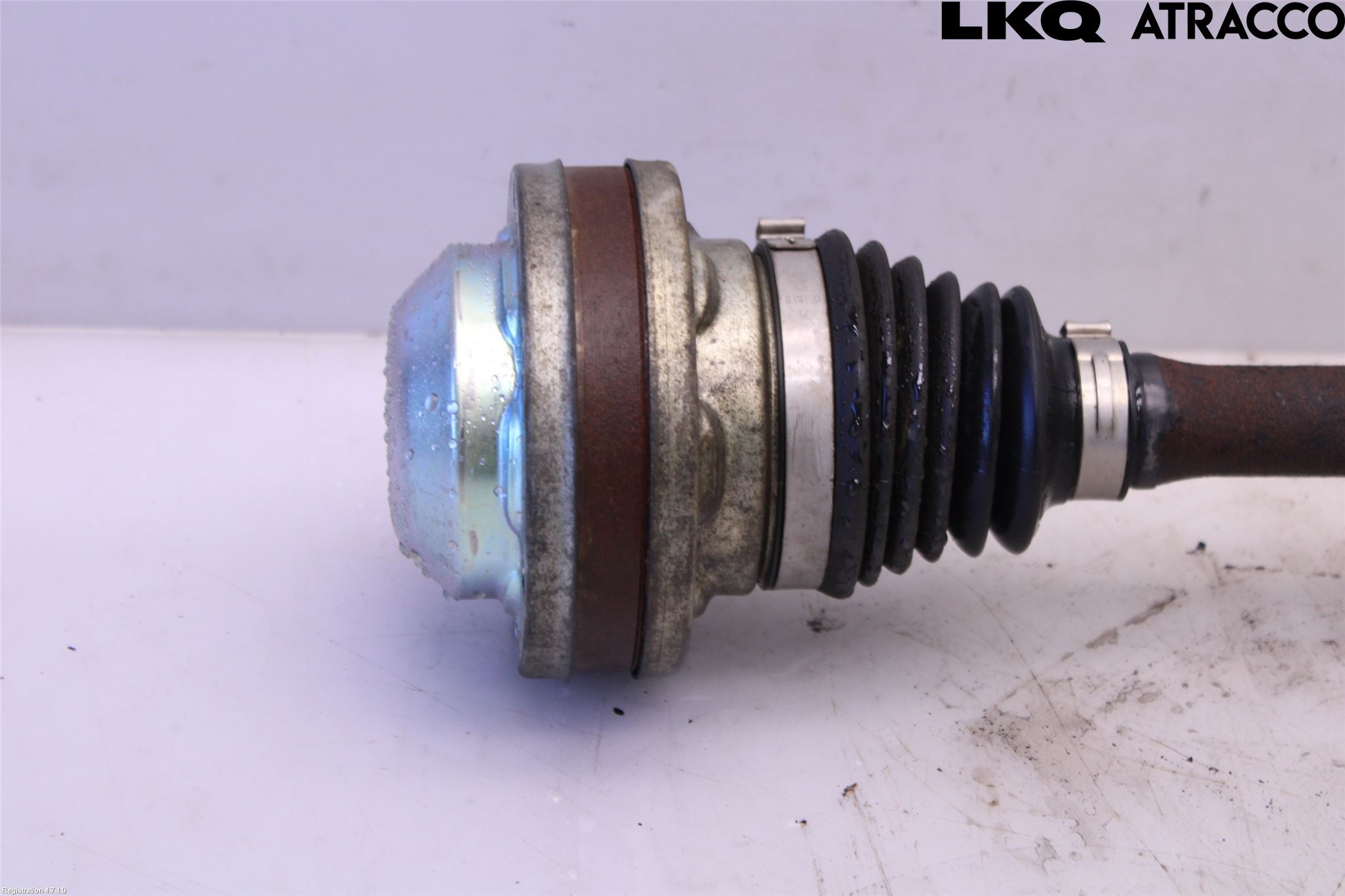 Volkswagen VW TOURAN 16- Drivaxel Fram Vänster