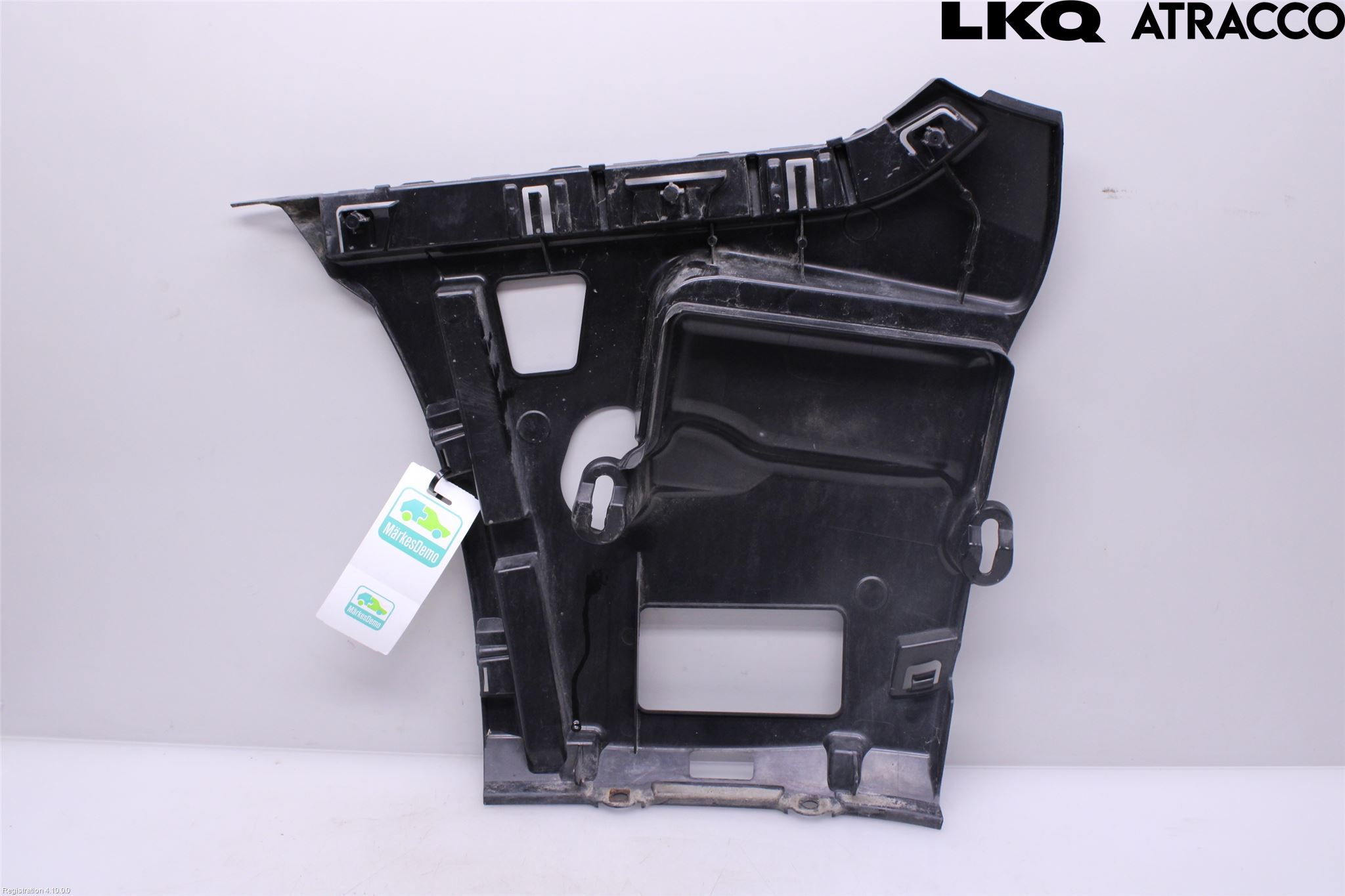 BMW 3 F30/F31/F80 12-19 Stötfångarfäste Bak Hö