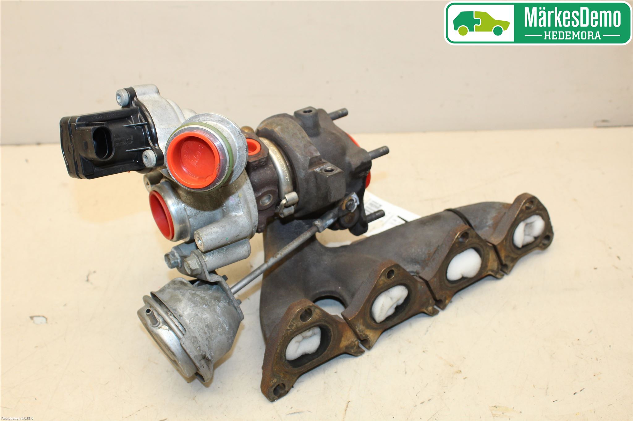 Volkswagen VW GOLF VI 09-13 Turboaggregat