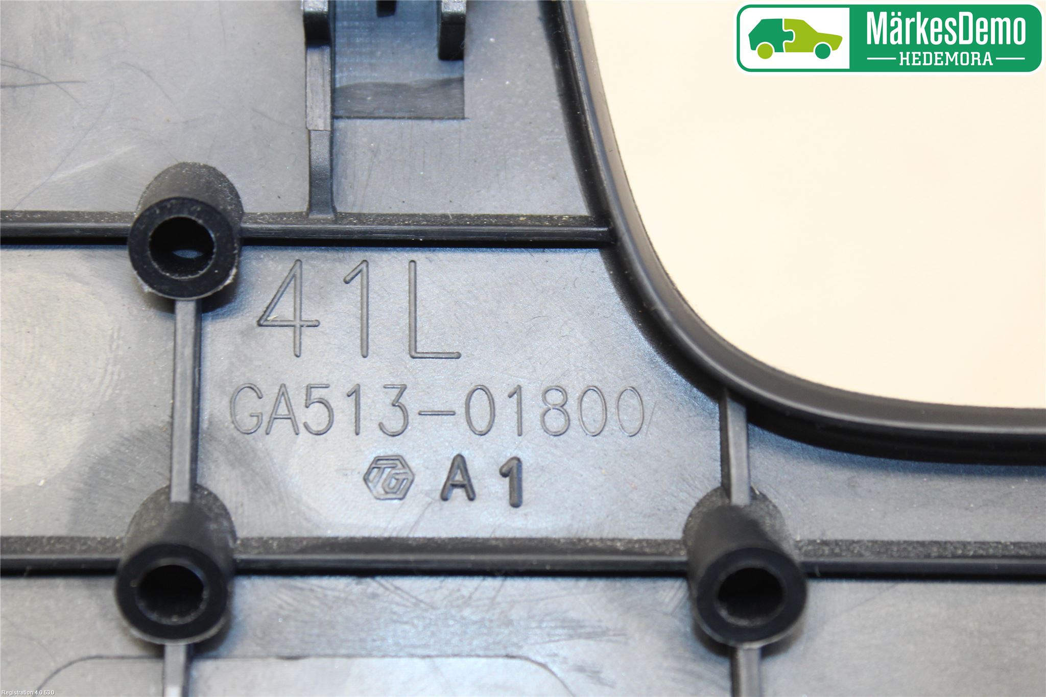 Toyota RAV4 13-18 Instrumentbräda Sparkskydd