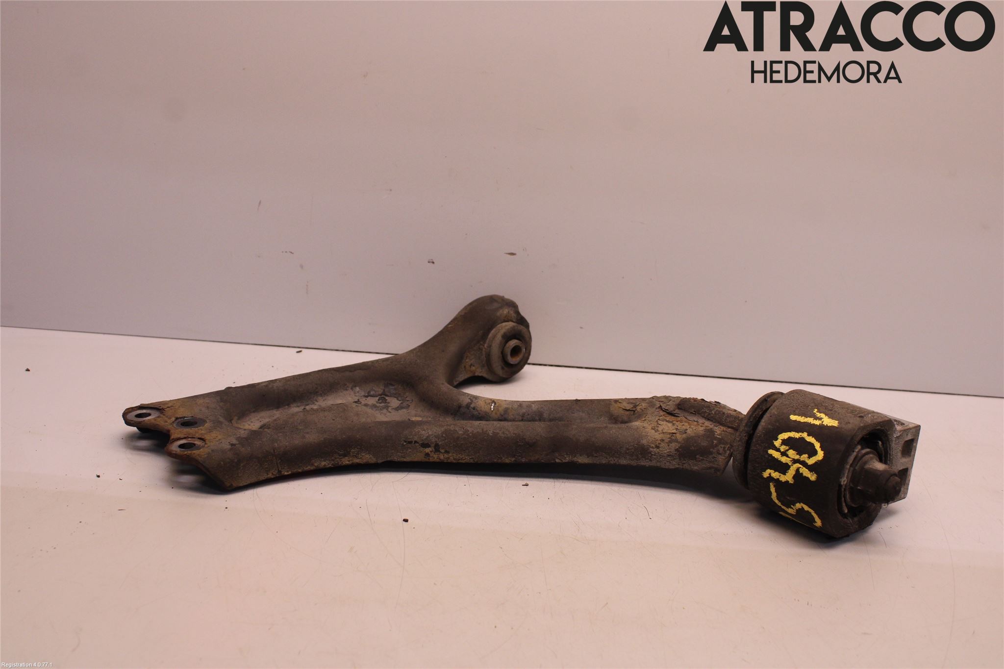 Saab 9-5     06-10 Bärarm Fram Undre Vä