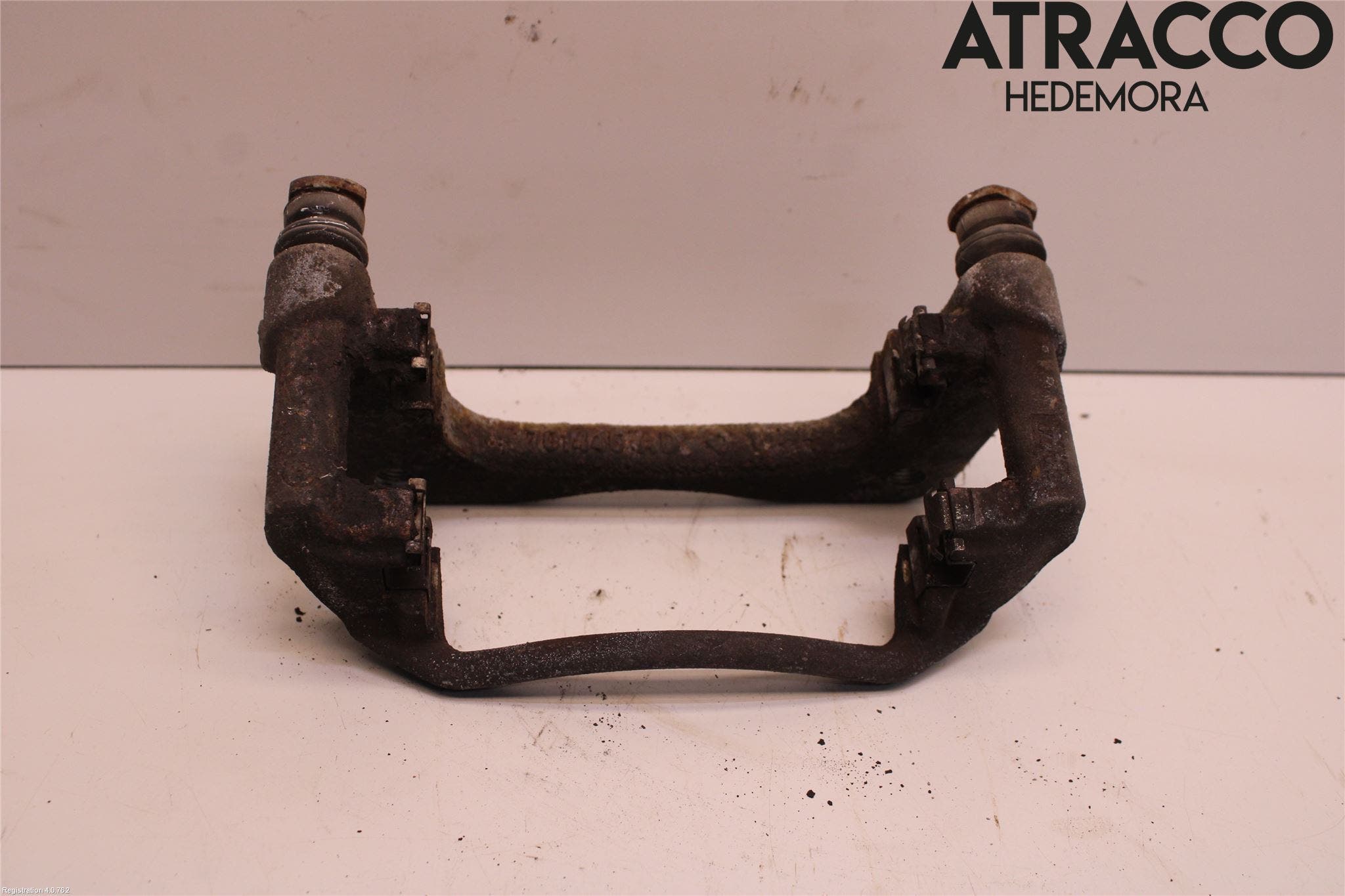 Toyota AURIS 13-19 Bromsokshållare