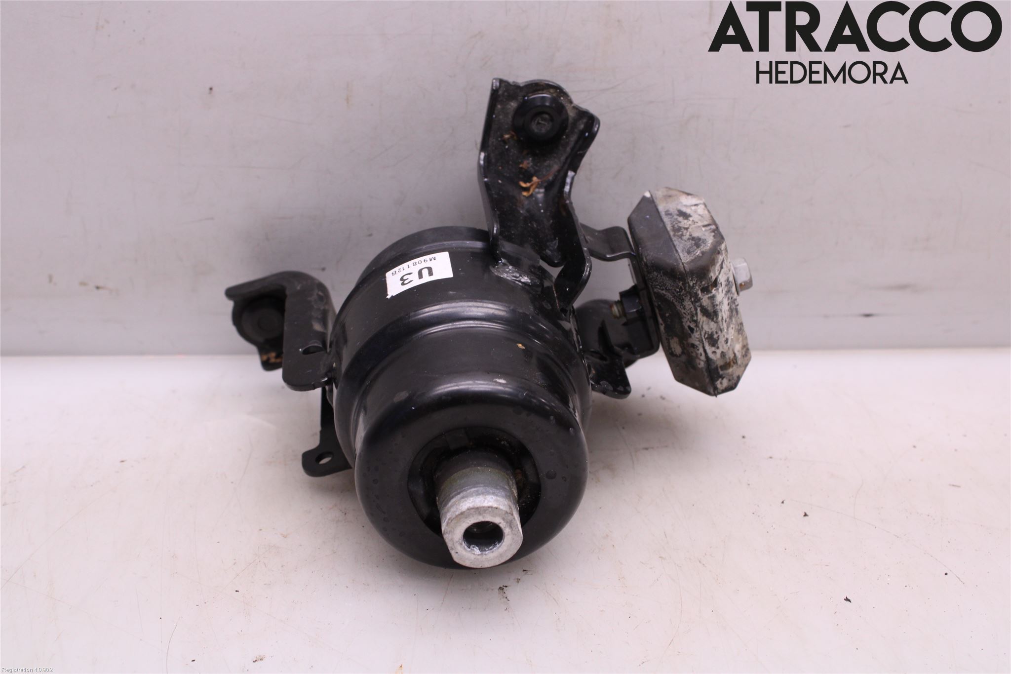 Toyota RAV4 19- Motorfäste